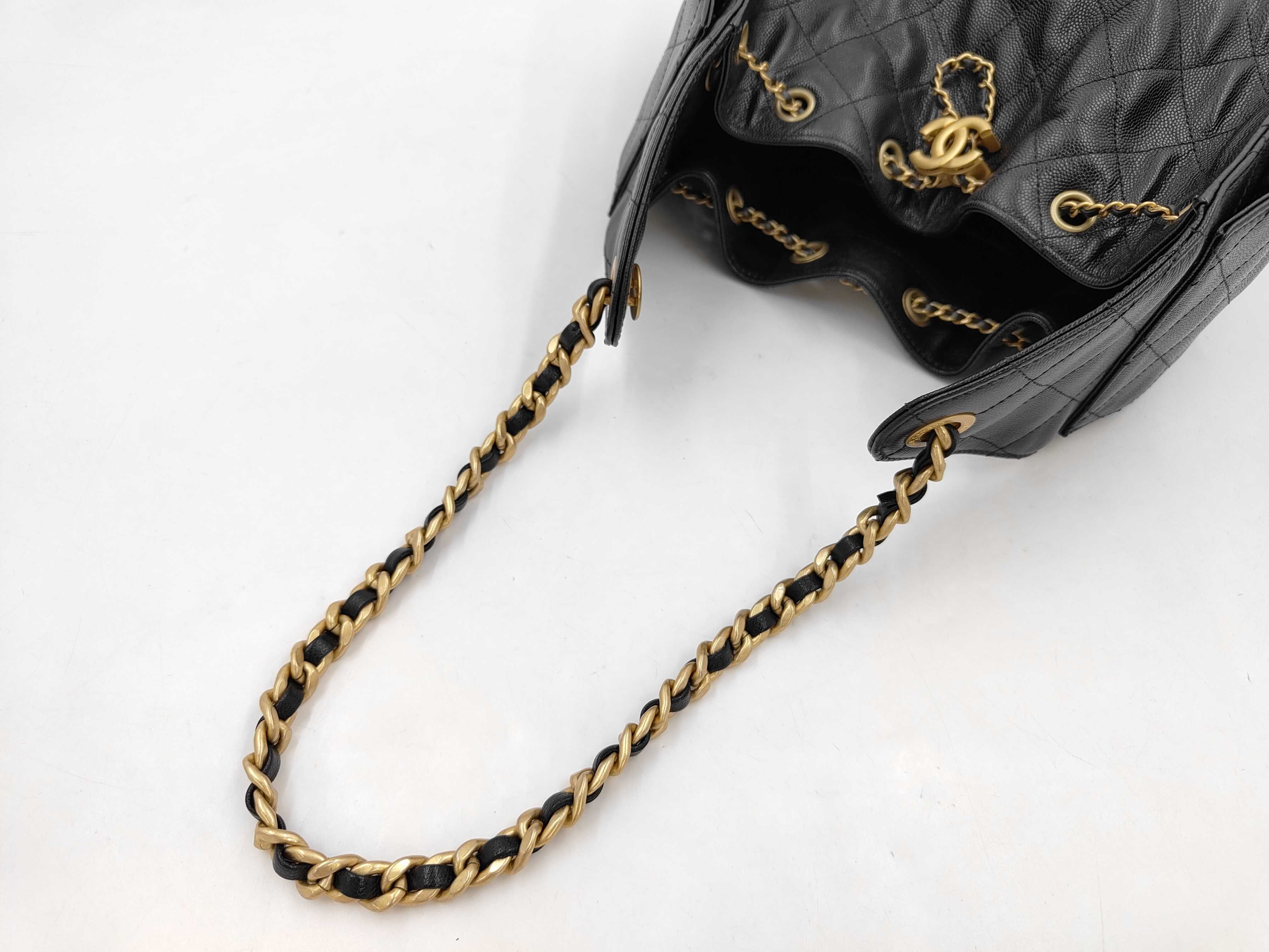 Caviar Skin Chanel 25 Mini Caviar Skin Gold Hardware Chain Shoulder Bag — view 6