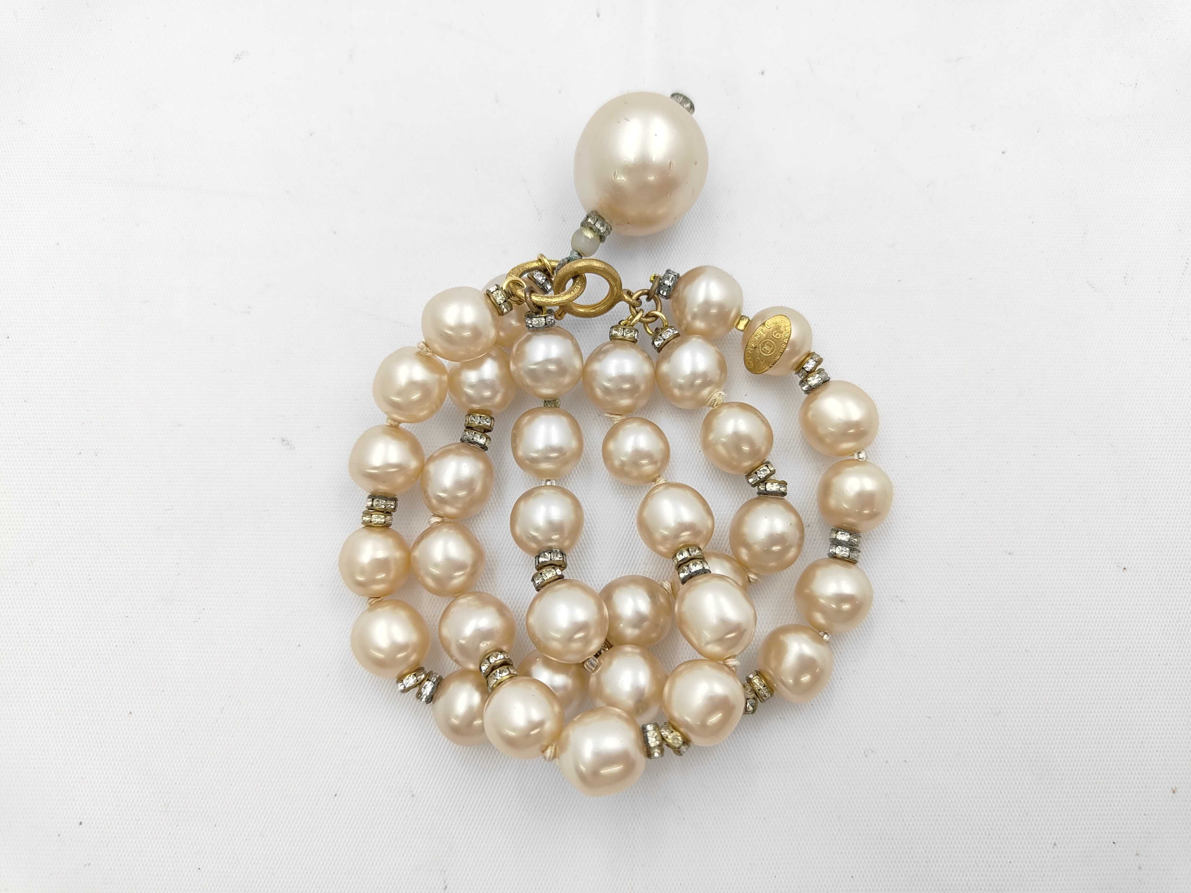 Vintage Pearl Bracelet, Plated, Off-White Bracelet/Bangle