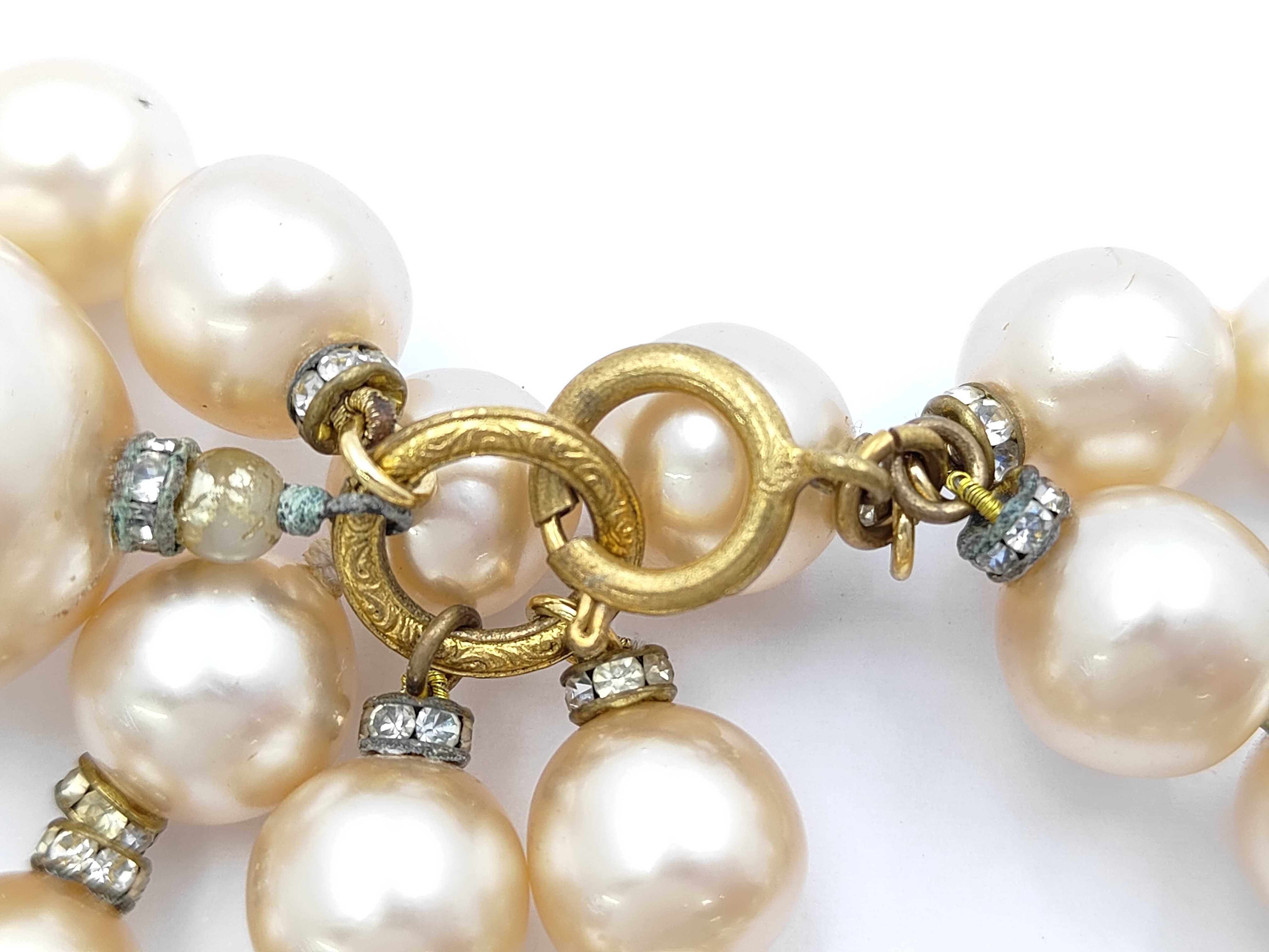 Vintage Pearl Bracelet, Plated, Off-White Bracelet/Bangle — view 5