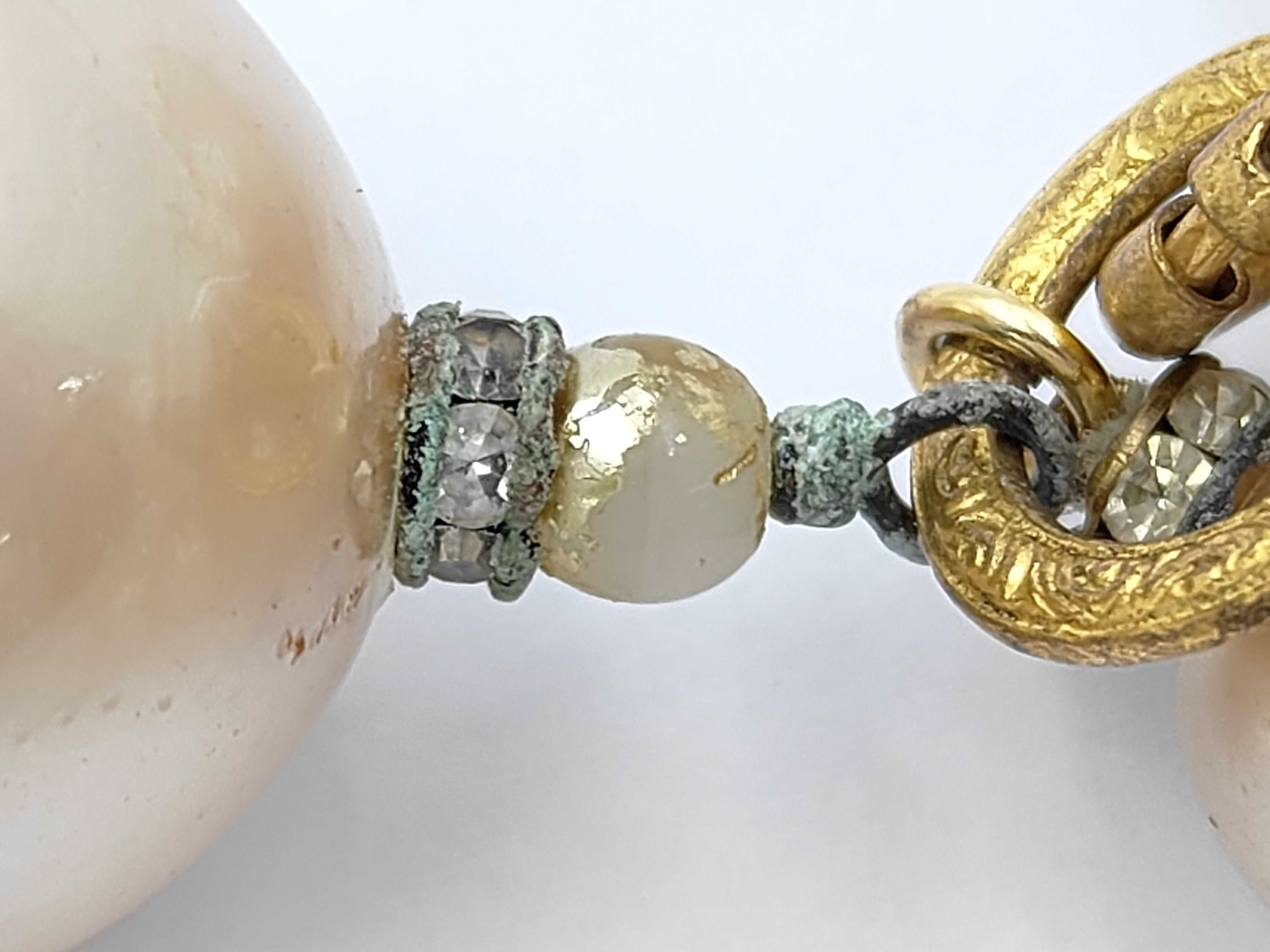 Vintage Pearl Bracelet, Plated, Off-White Bracelet/Bangle — view 7