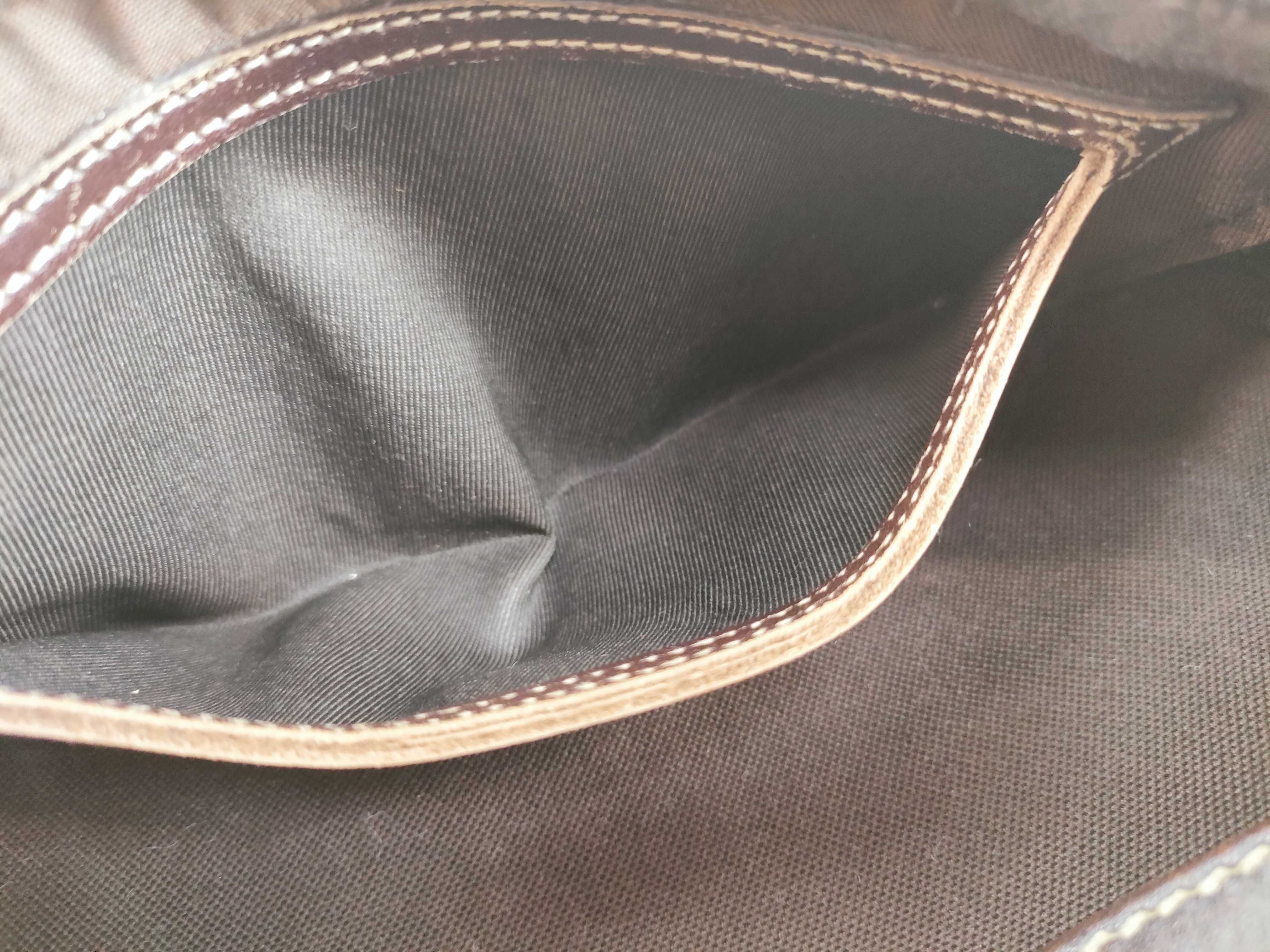 GG Canvas Gucci Waist Bag — view 13
