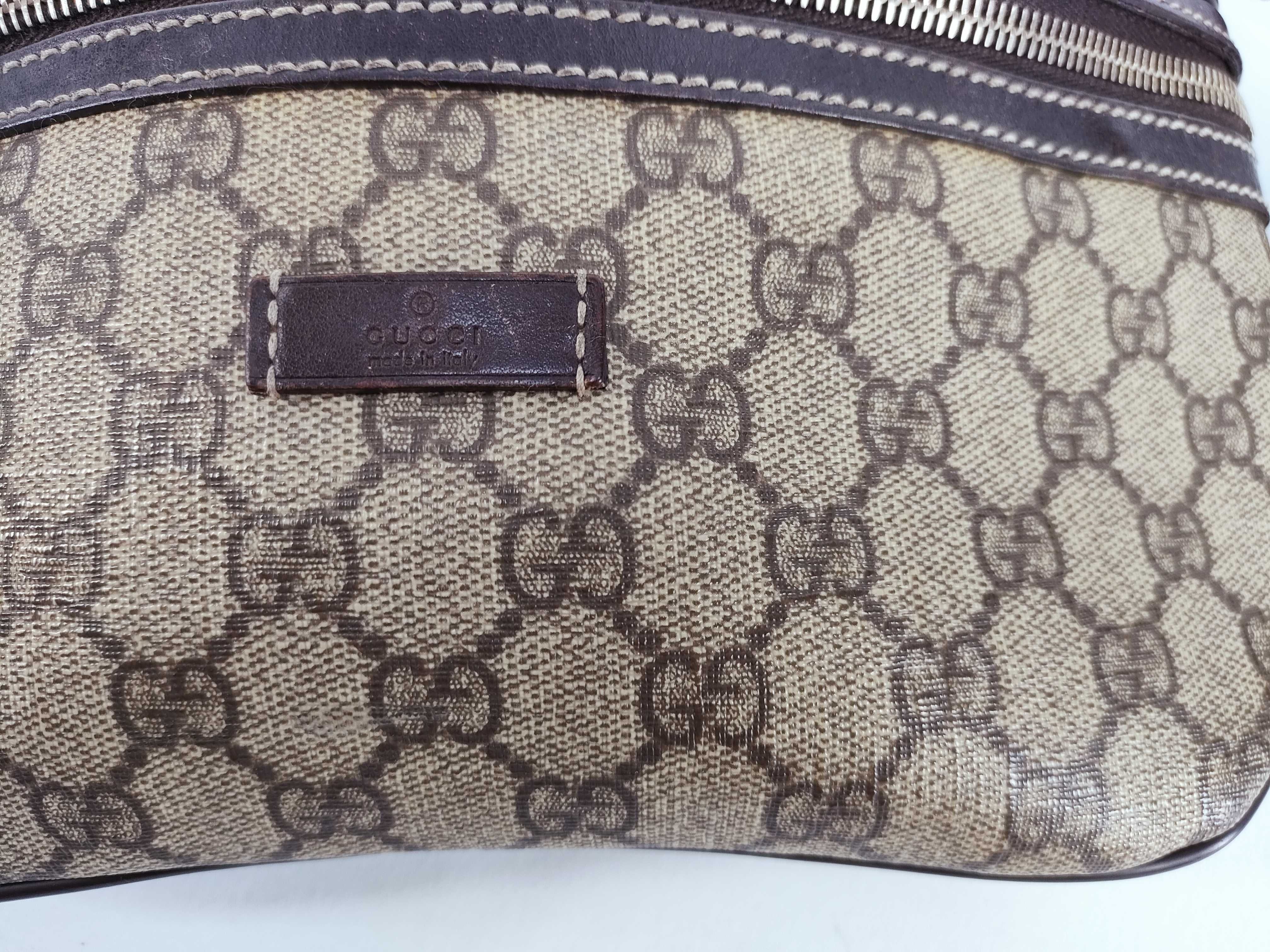GG Canvas Gucci Waist Bag — view 8