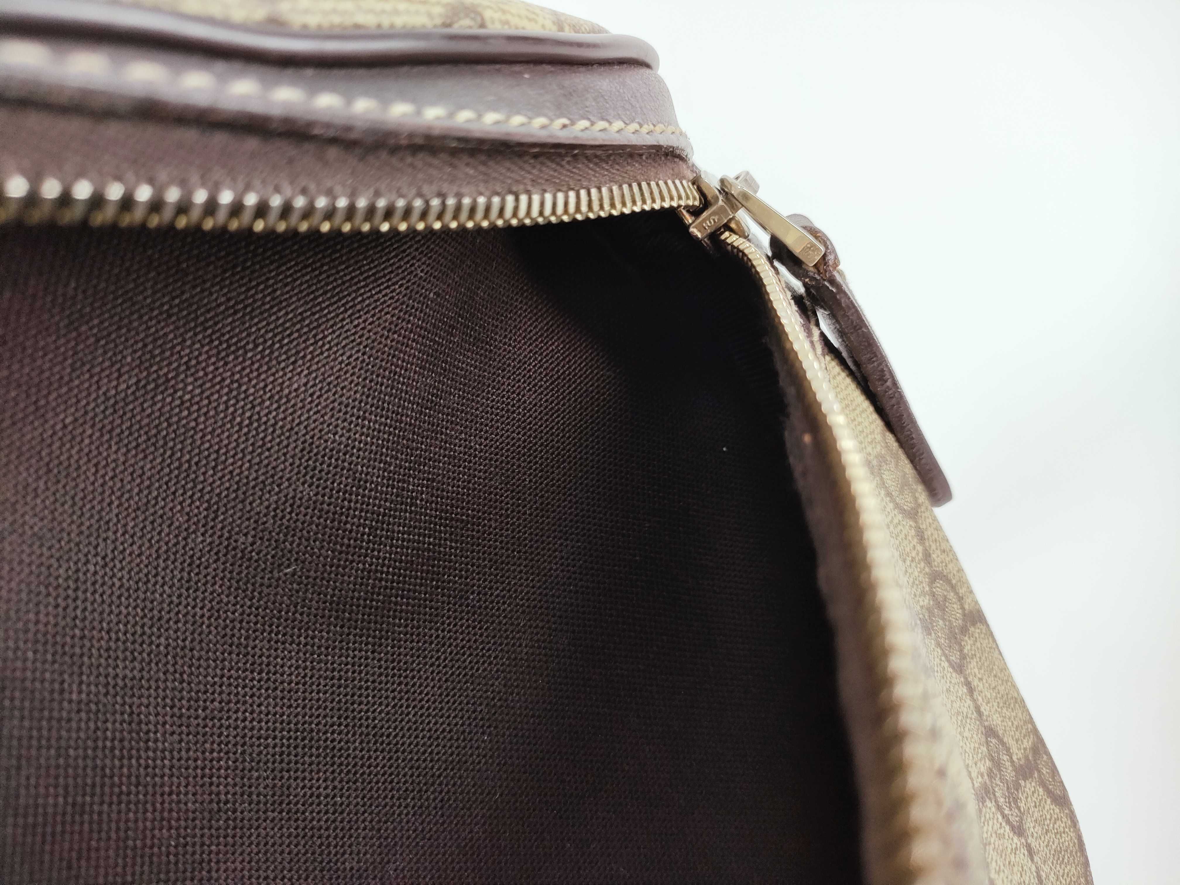 GG Canvas Gucci Waist Bag — view 10