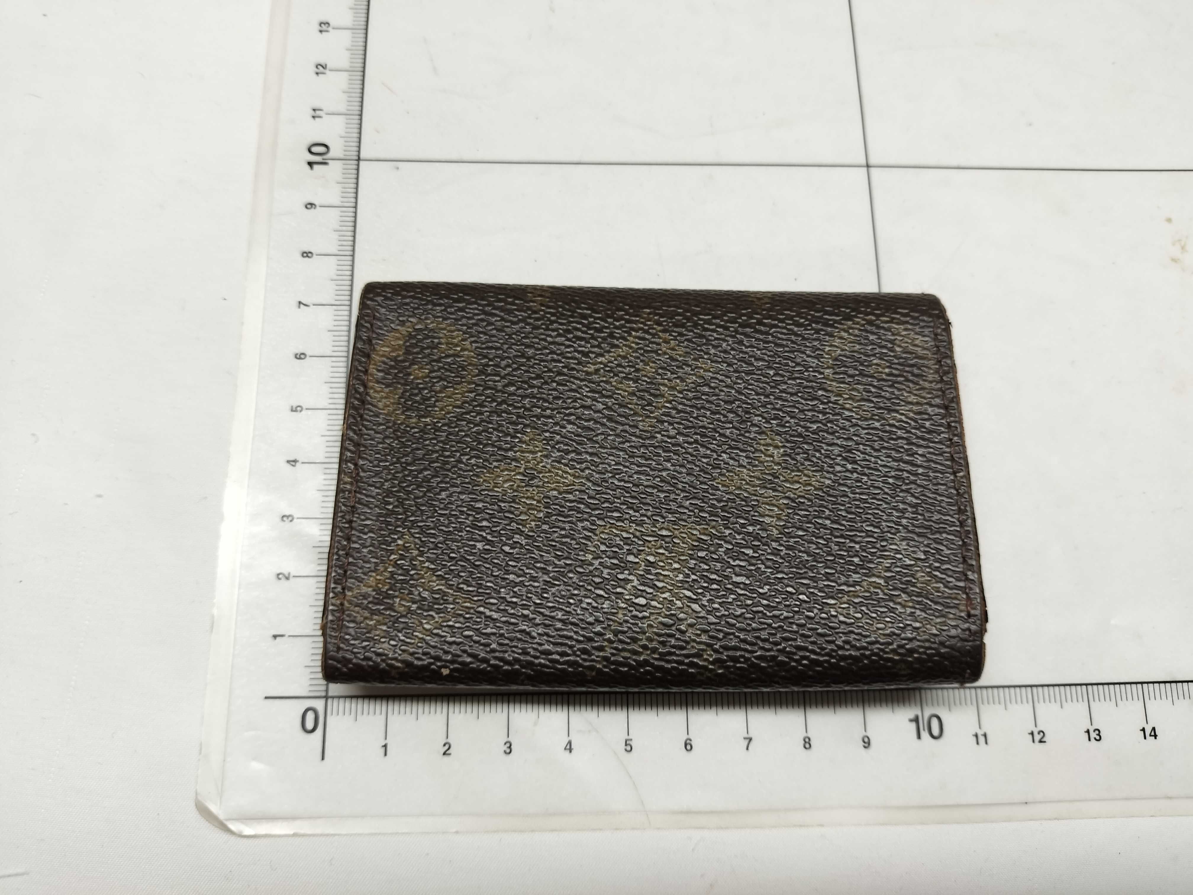 Monogram M62630 Multicles 6 Key Case — view 2