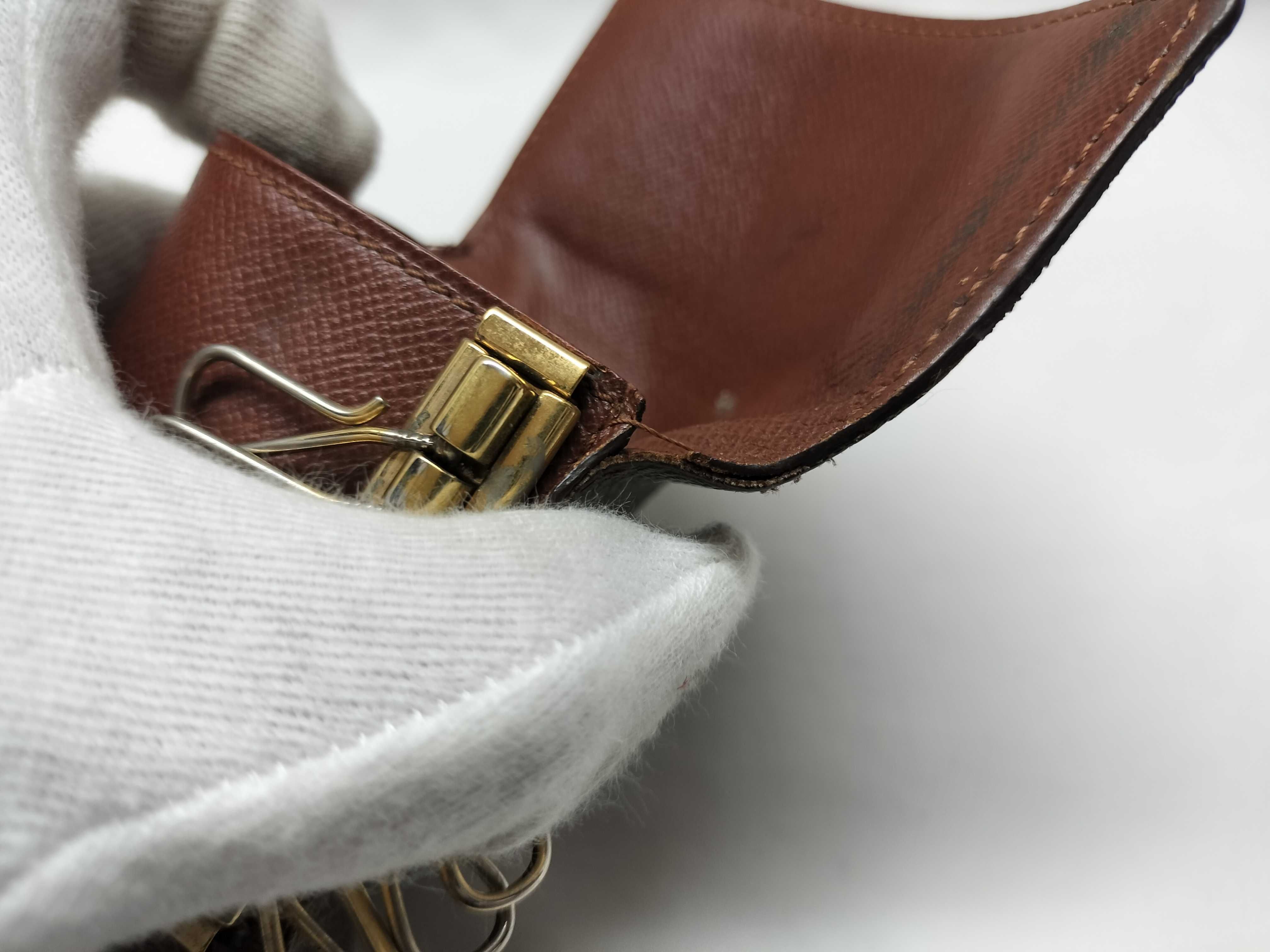 Monogram M62630 Multicles 6 Key Case — view 15