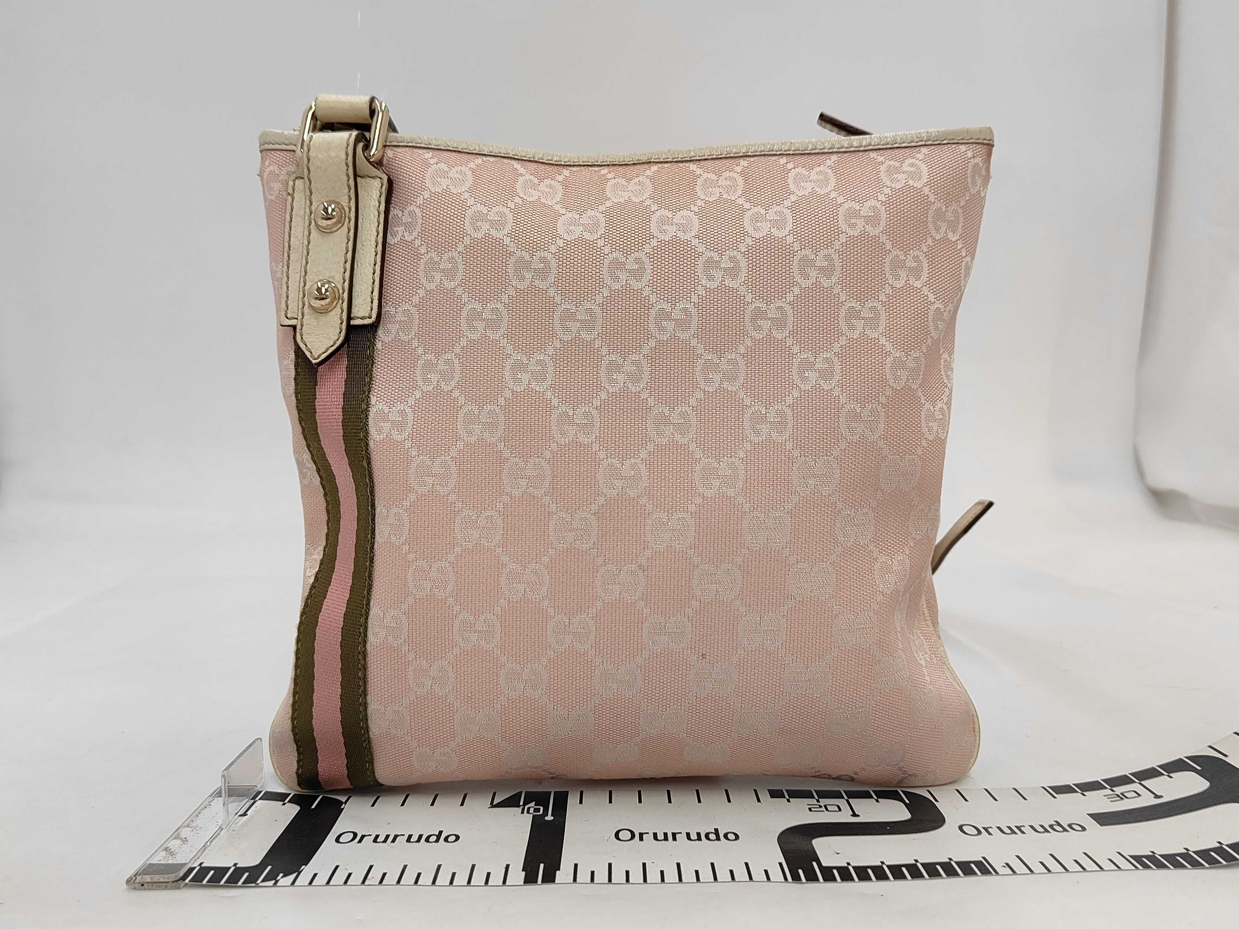 GG Canvas Shoulder Bag Sherry GG Canvas Leather 144388 Shoulder Bag — view 2