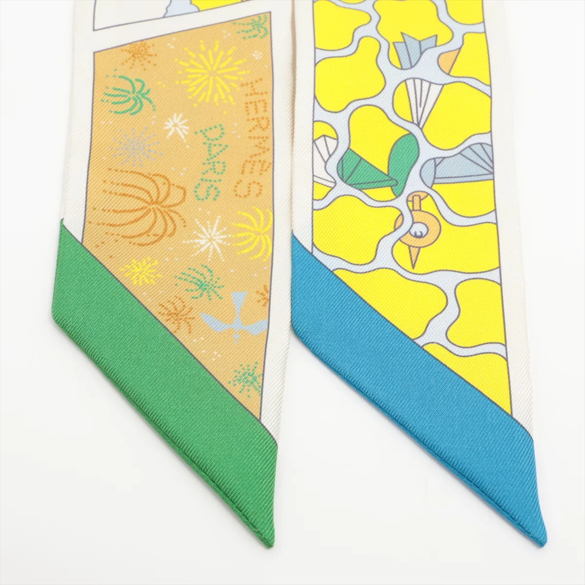 Twilly HERMES Factory Suite Scarf Silk White x Multicolor Thread Fuzz Thread Tear — view 2