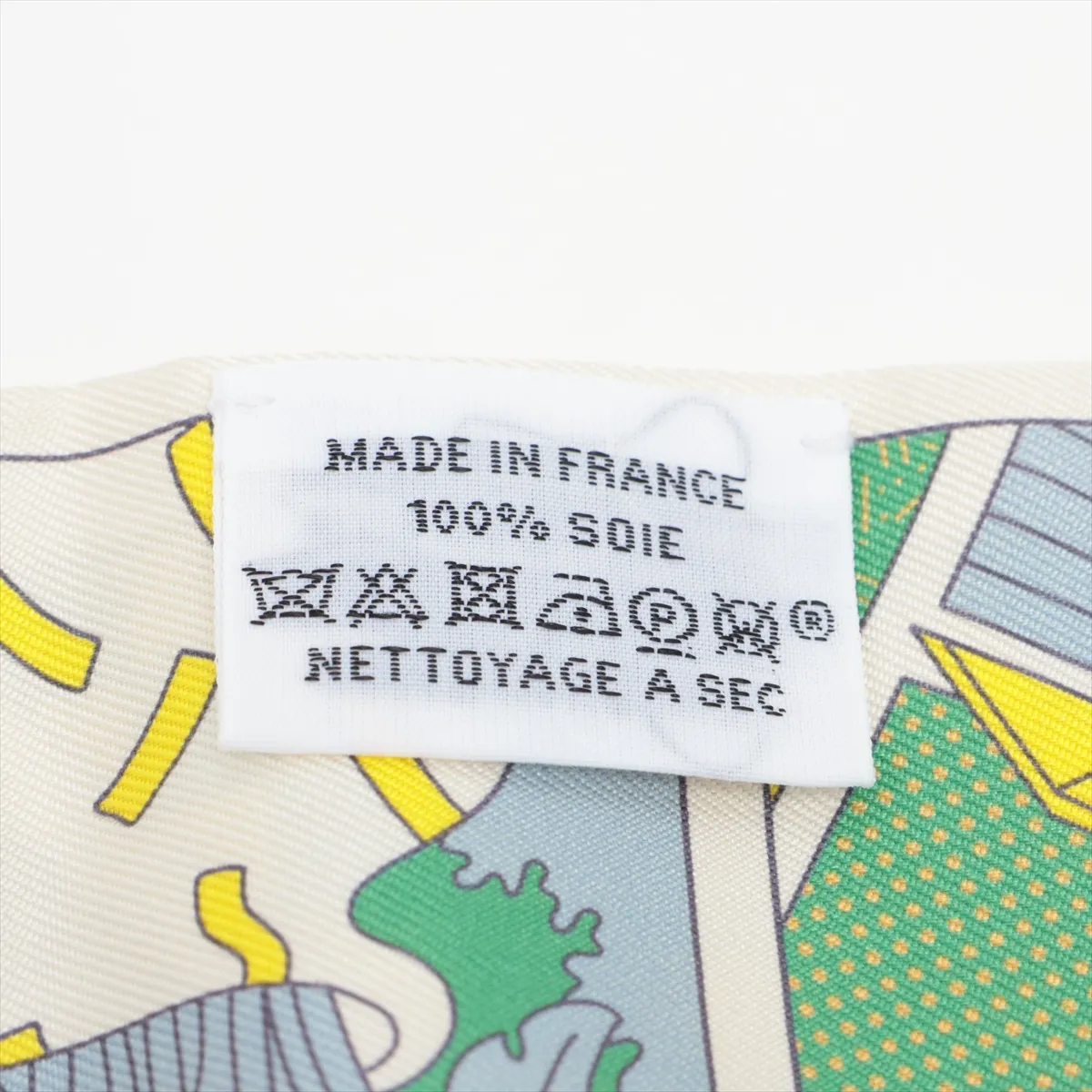 Twilly HERMES Factory Suite Scarf Silk White x Multicolor Thread Fuzz Thread Tear — view 3