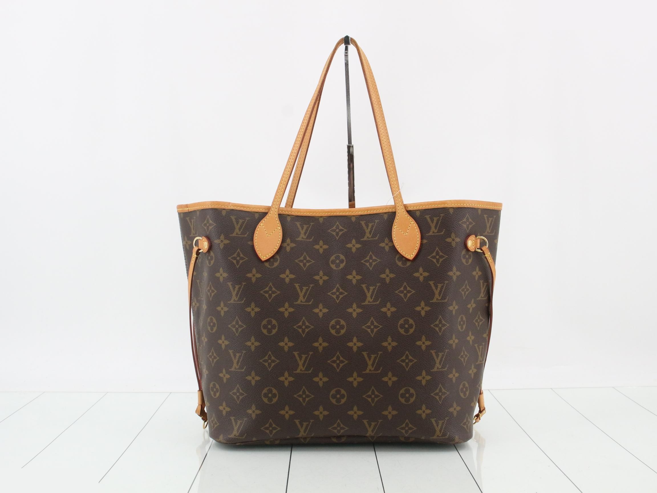 Neverfull MM Fuchsia — view 2