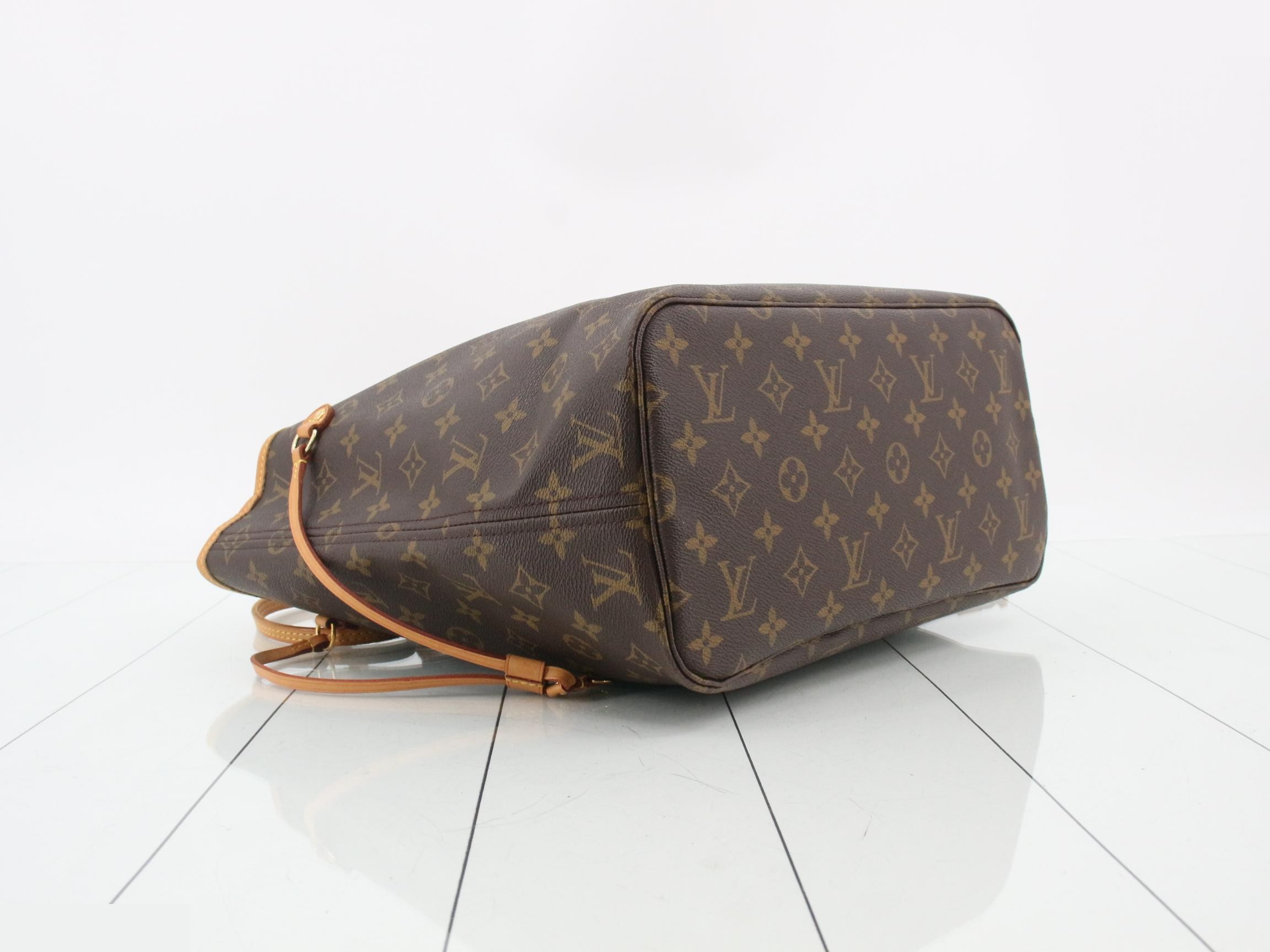 Neverfull MM Fuchsia — view 5