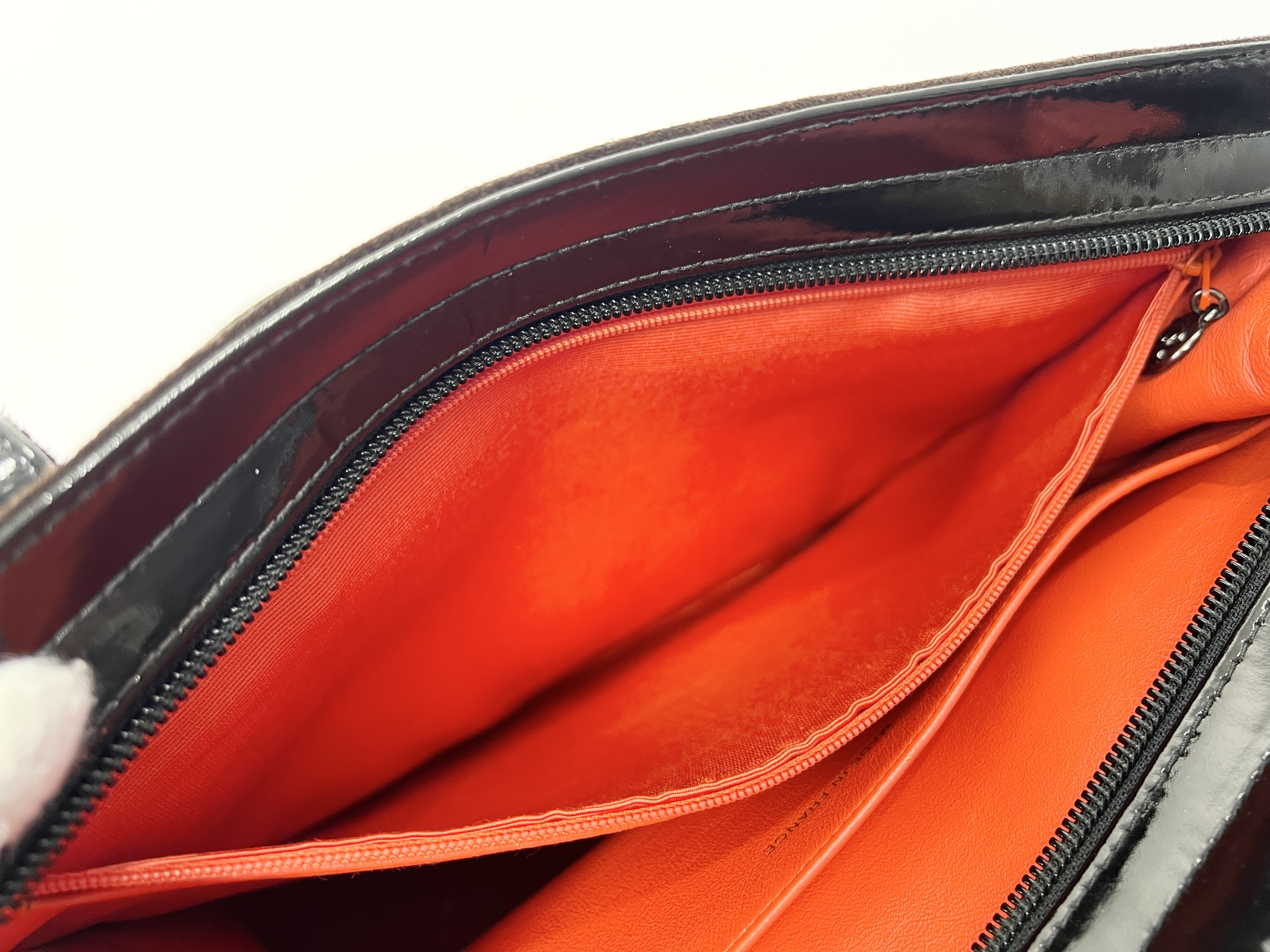 Coco Mark Suede Leather Enamel Patent Tote Bag (5 series) Shoulder Bag — view 7