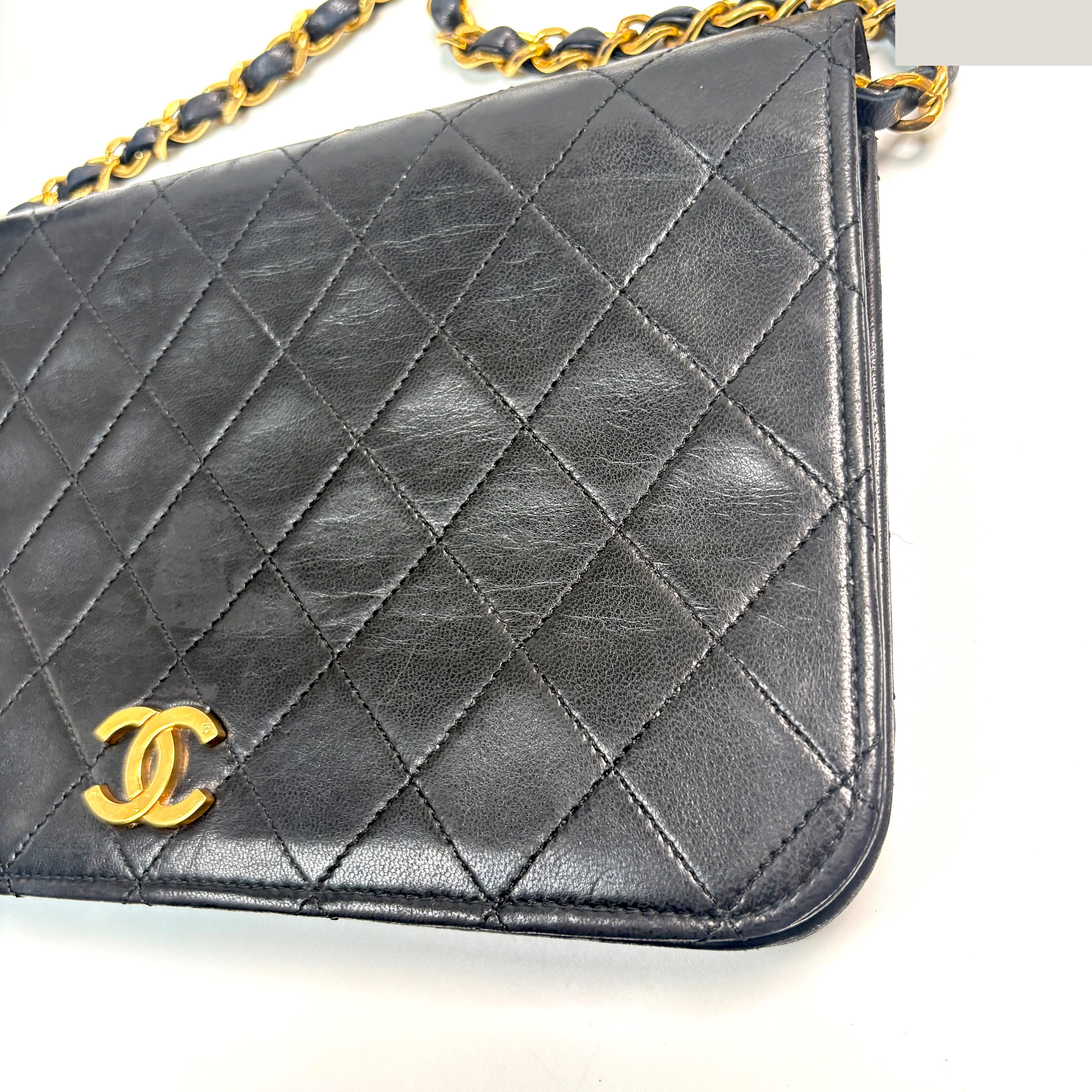 Matelassé Push-Lock Shoulder Bag — view 3
