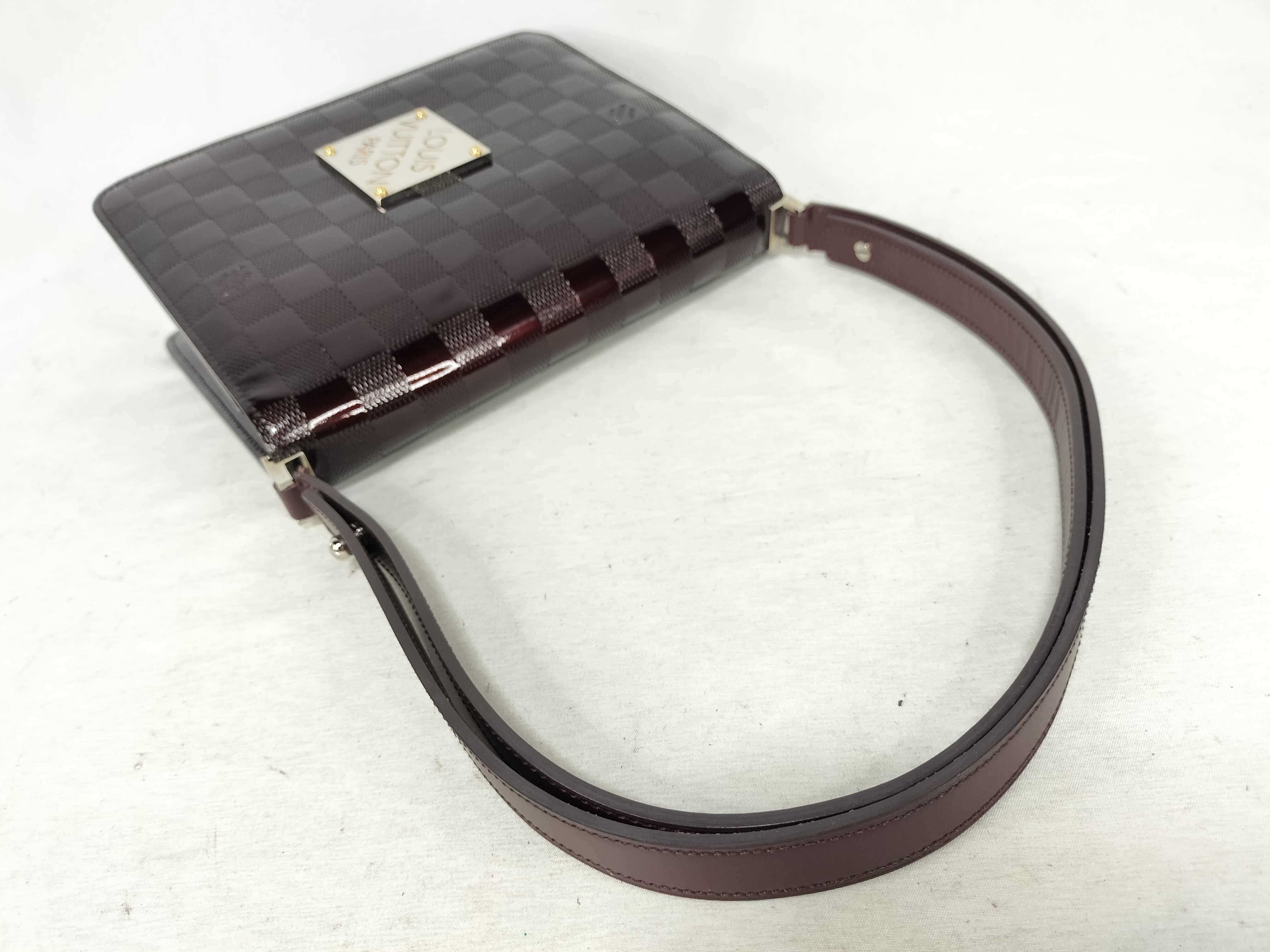 Damier Vernis Carmine Shoulder Bag M92126 VI0041 — view 3
