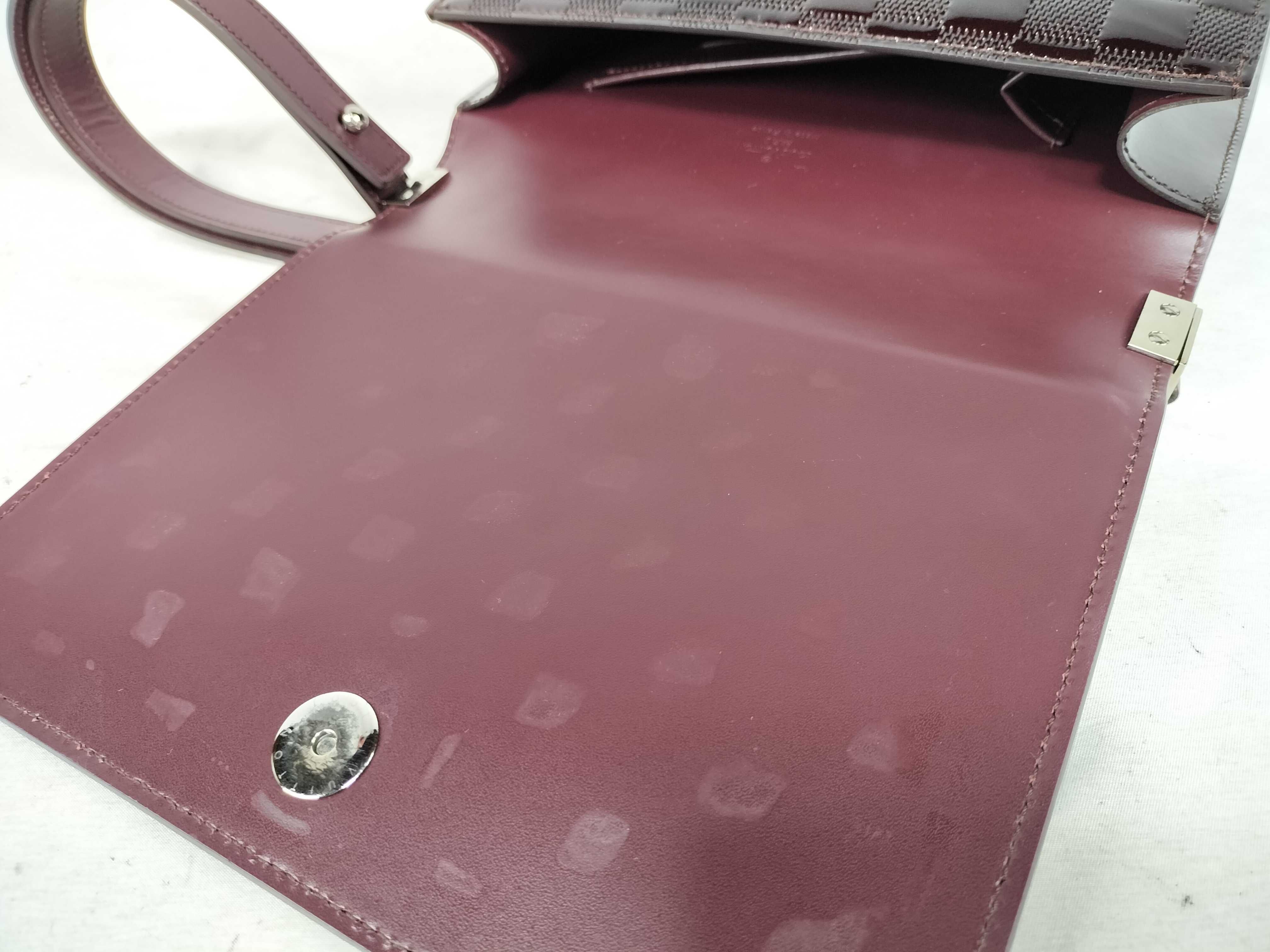 Damier Vernis Carmine Shoulder Bag M92126 VI0041 — view 8