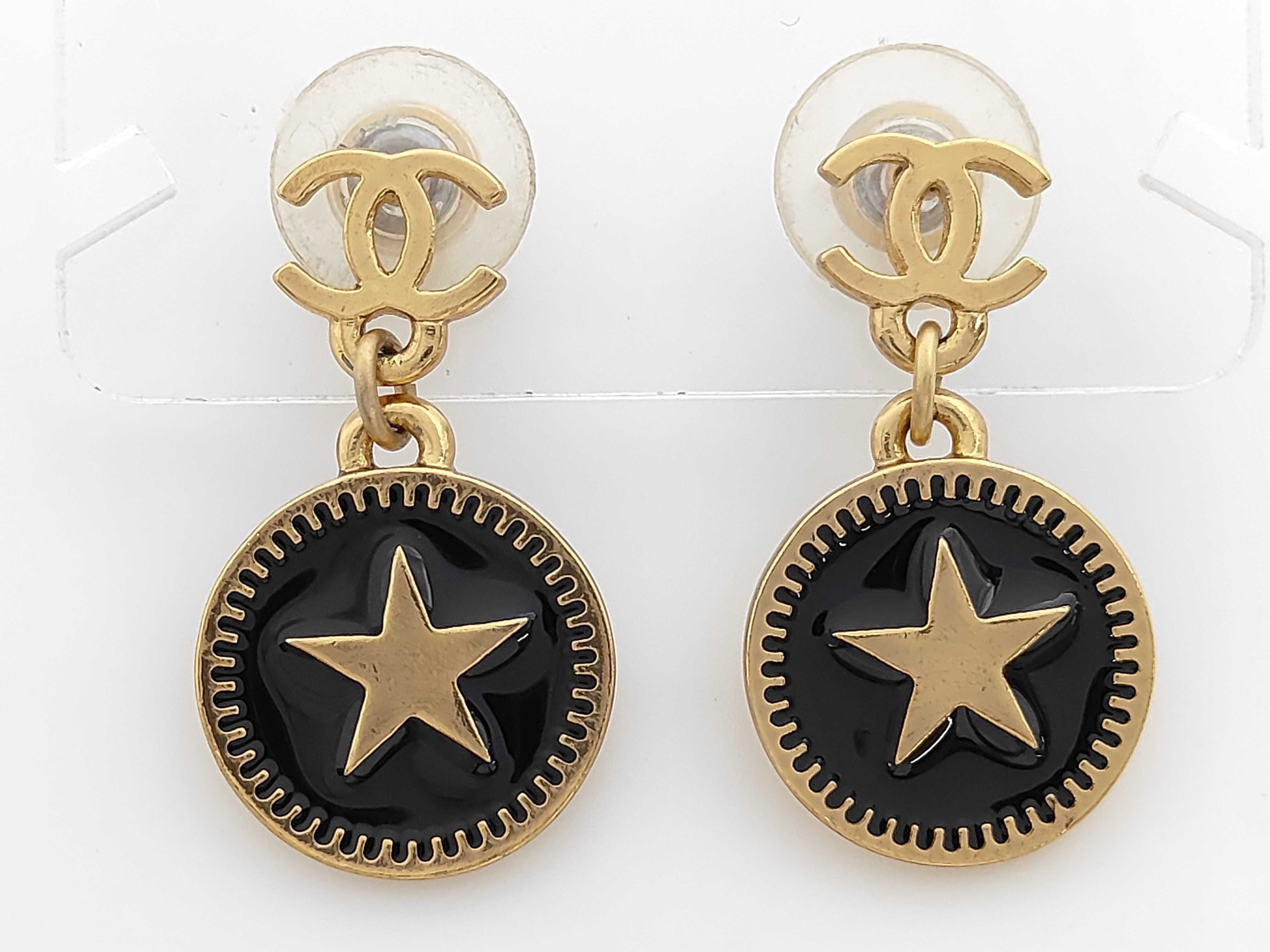Coco Mark Star Swing Earrings 01P Black/Gold Color Earrings