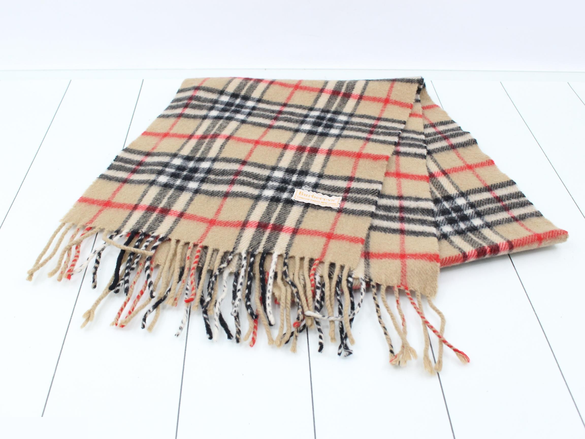 Other lines: Small items, accessories, and scarves — view 2