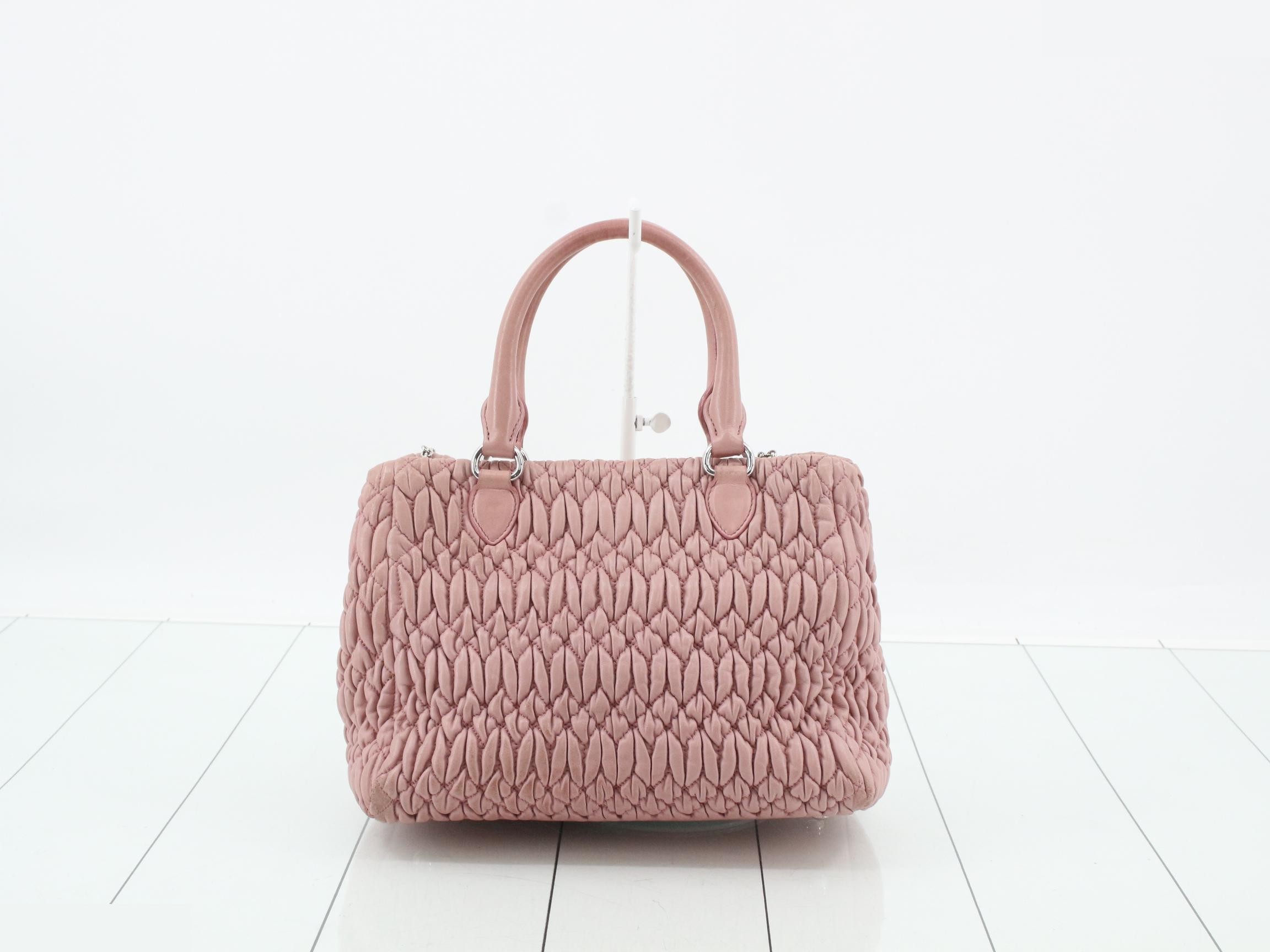 Matelassé (bag) - Shoulder bag — view 2