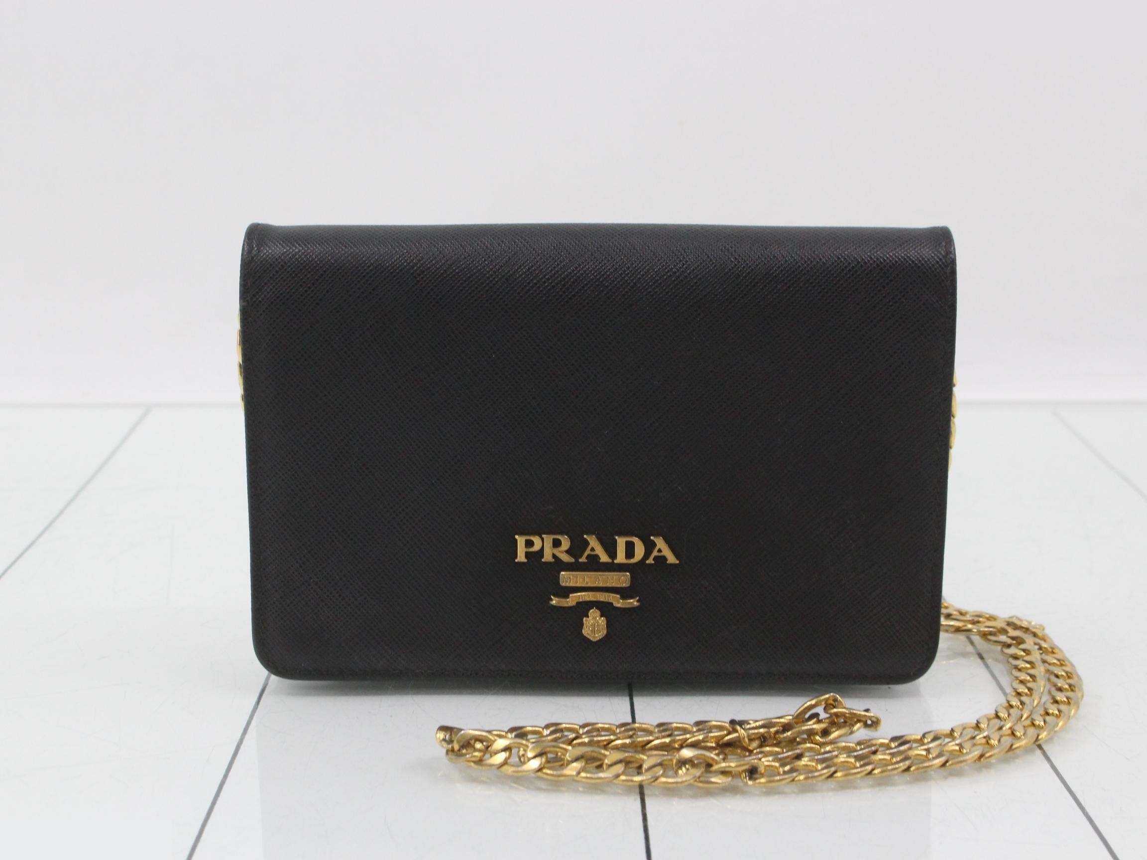 Saffiano Chain Wallet Chain Shoulder Bag