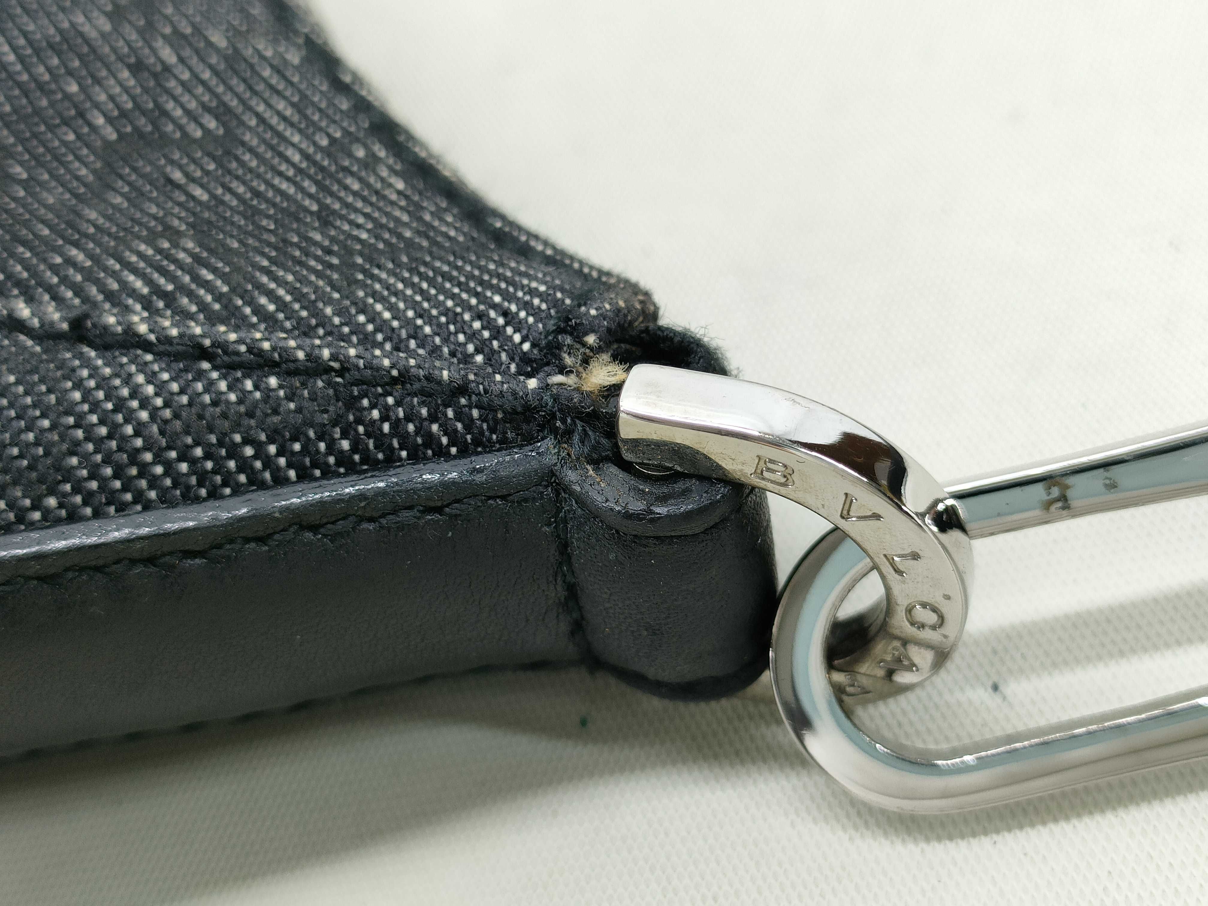Logo Mania Denim Handbag Accessory Pouch Handbag — view 7