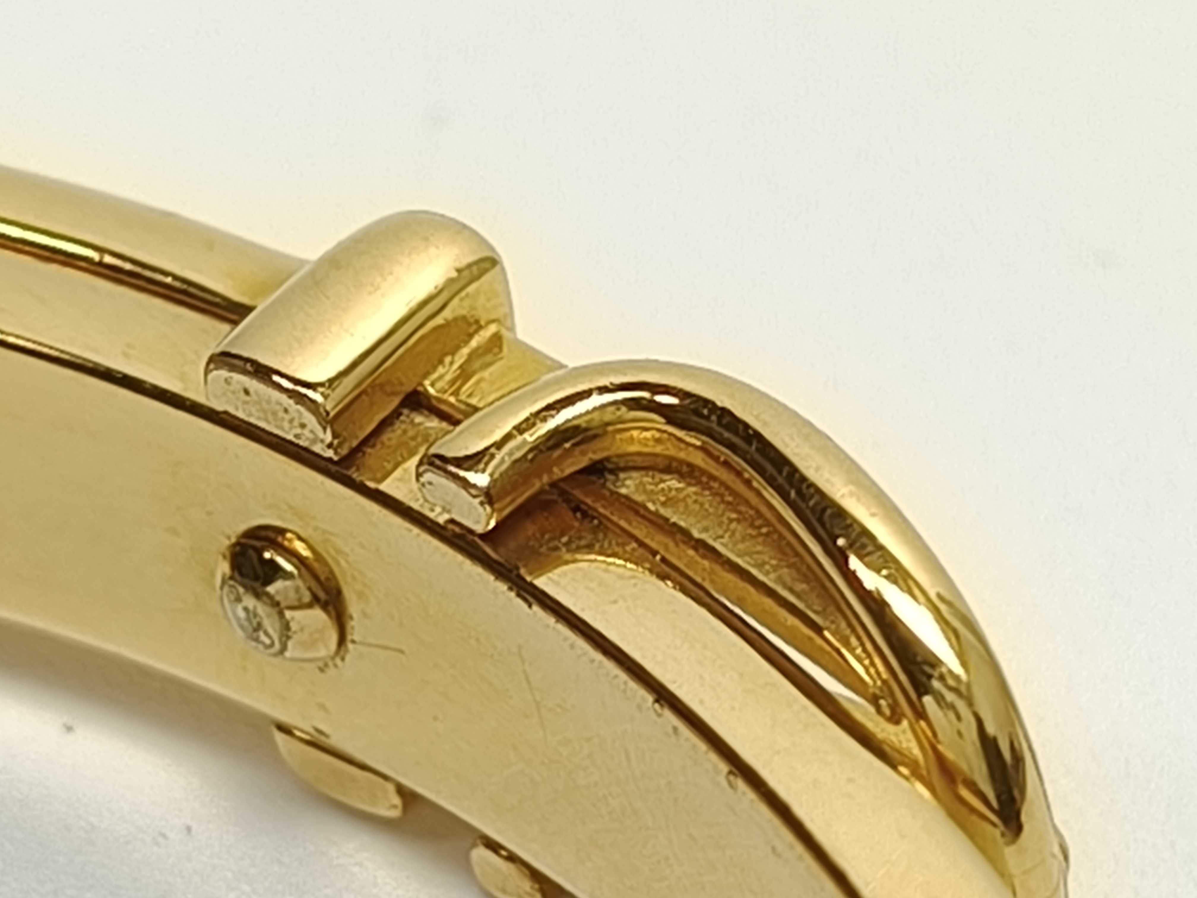 Belt Motif Jumping Bangle Bracelet Gold Bracelet/Bangle — view 8