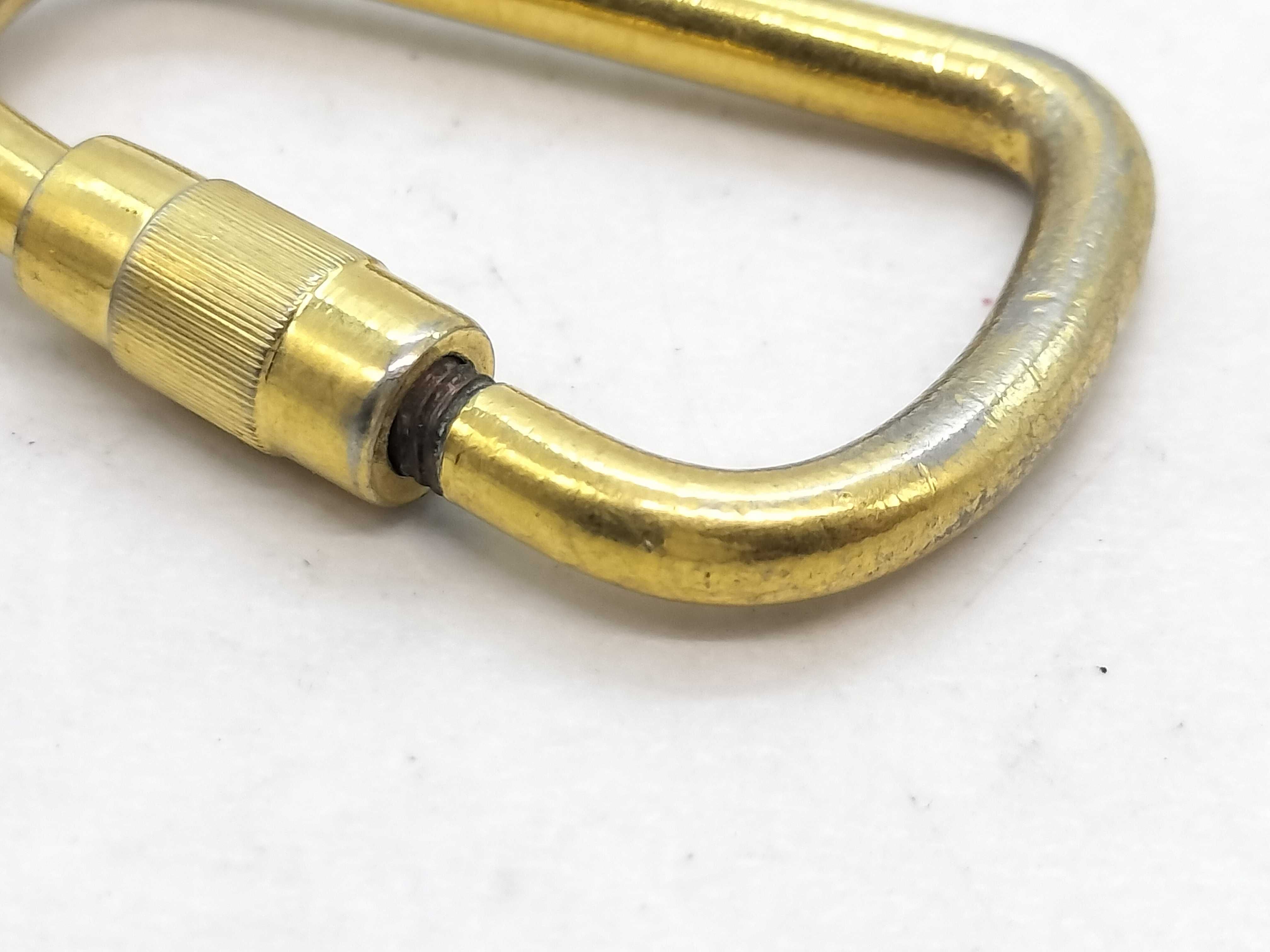 Triomphe Charm Keychain Key Case — view 9