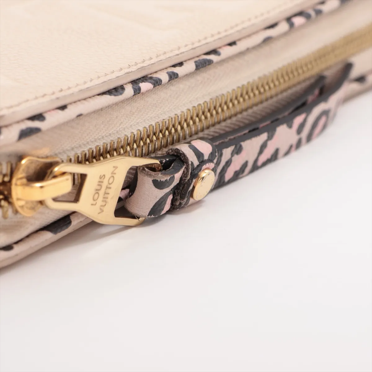 Monogram Wild at Heart Zippy Wallet M80685 Cream Round Zip Wallet (RFID detected) — view 13