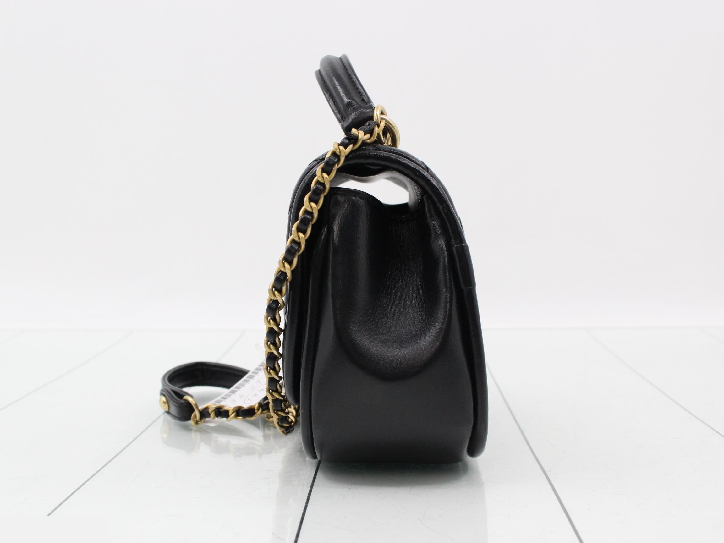 Leather V-stitch turn-lock 2-way handbag/chain shoulder bag, black — view 3