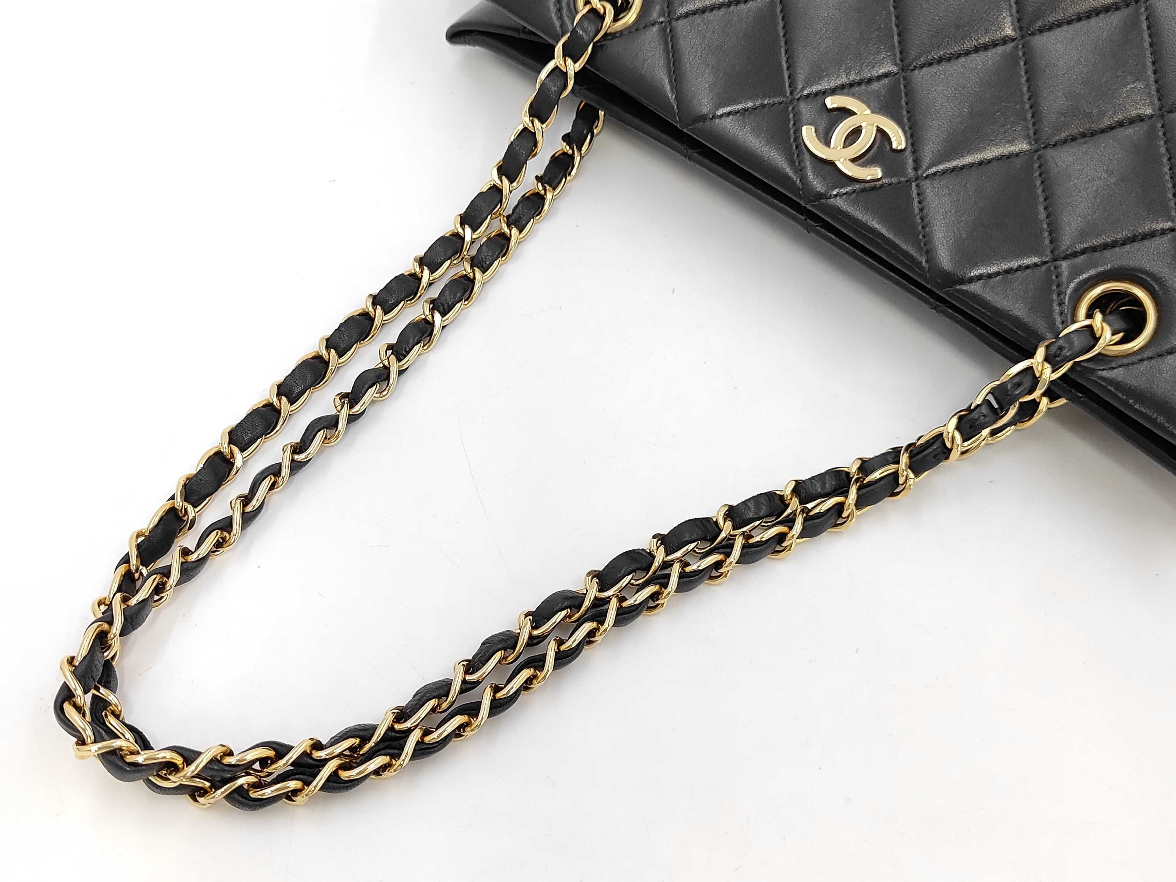 Matelasse Chain Tote Leather Tote Bag — view 5