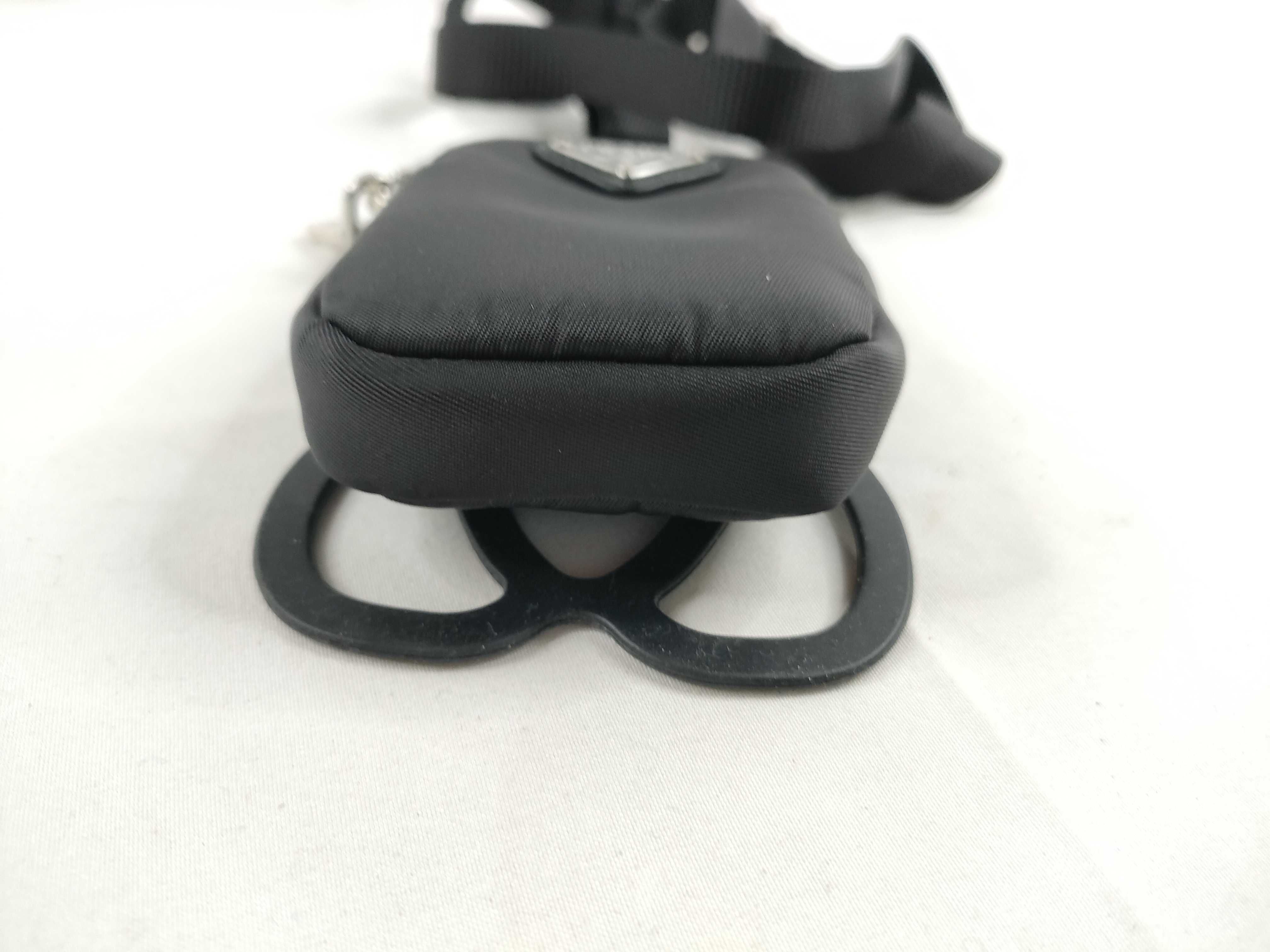 Nylon Plate Logo Smartphone Shoulder Bag, Phone Case, Nylon, Black Shoulder Bag — view 4