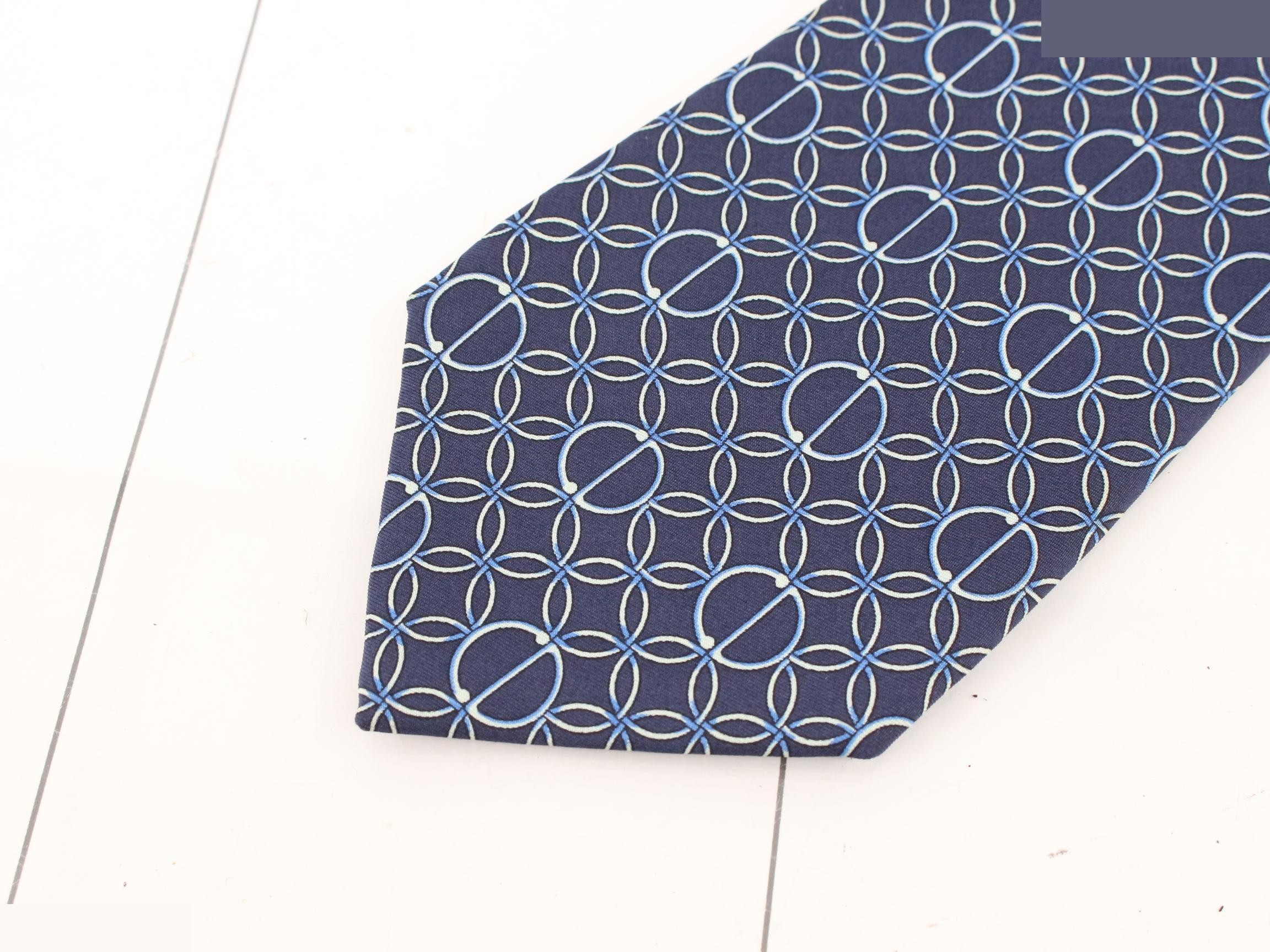 Necktie, geometric pattern, all-over print, blue tones, silk, 9.5cm blade width — view 3