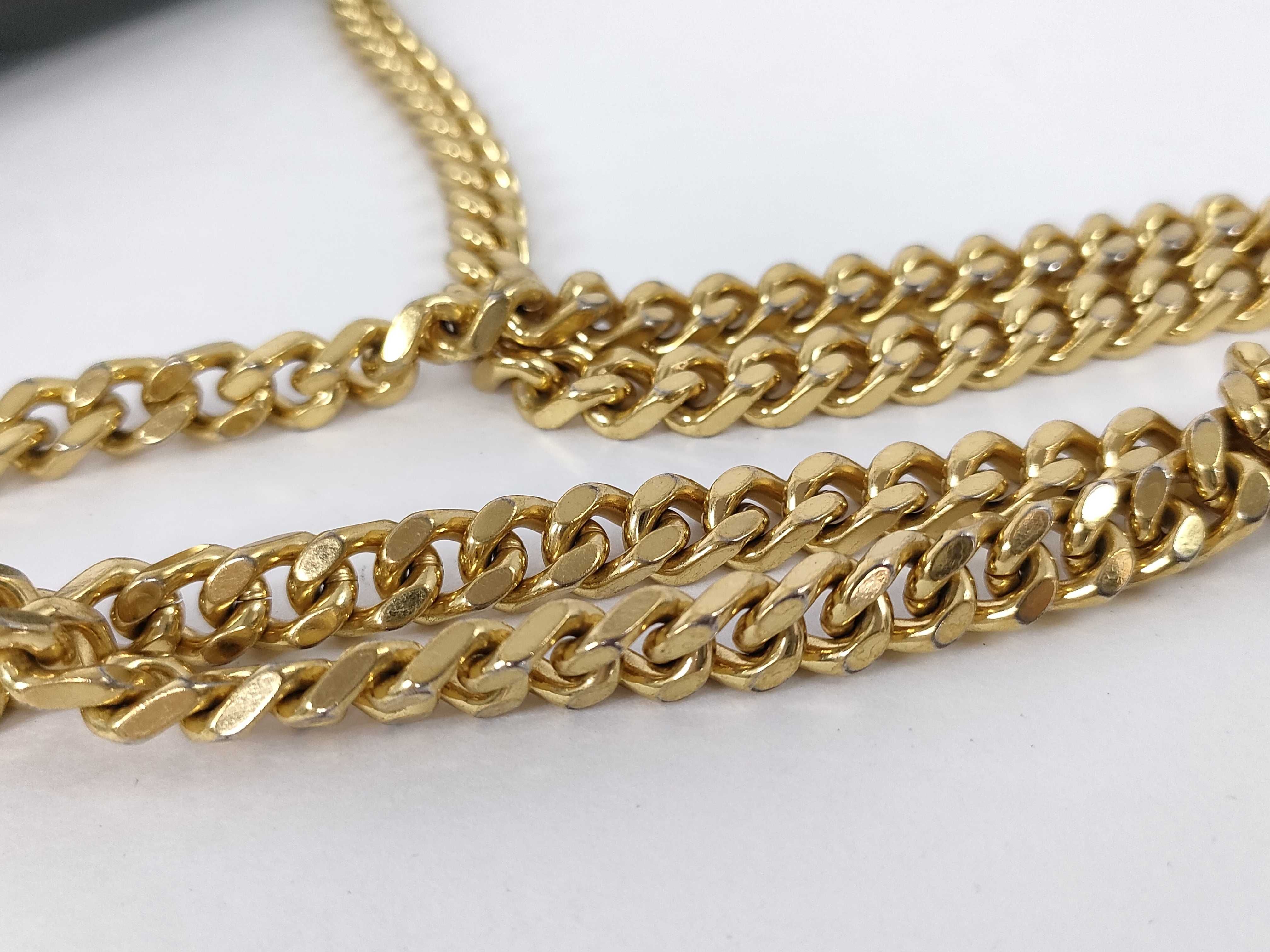 Cassandra Envelope Chain Wallet Shoulder Bag — view 4