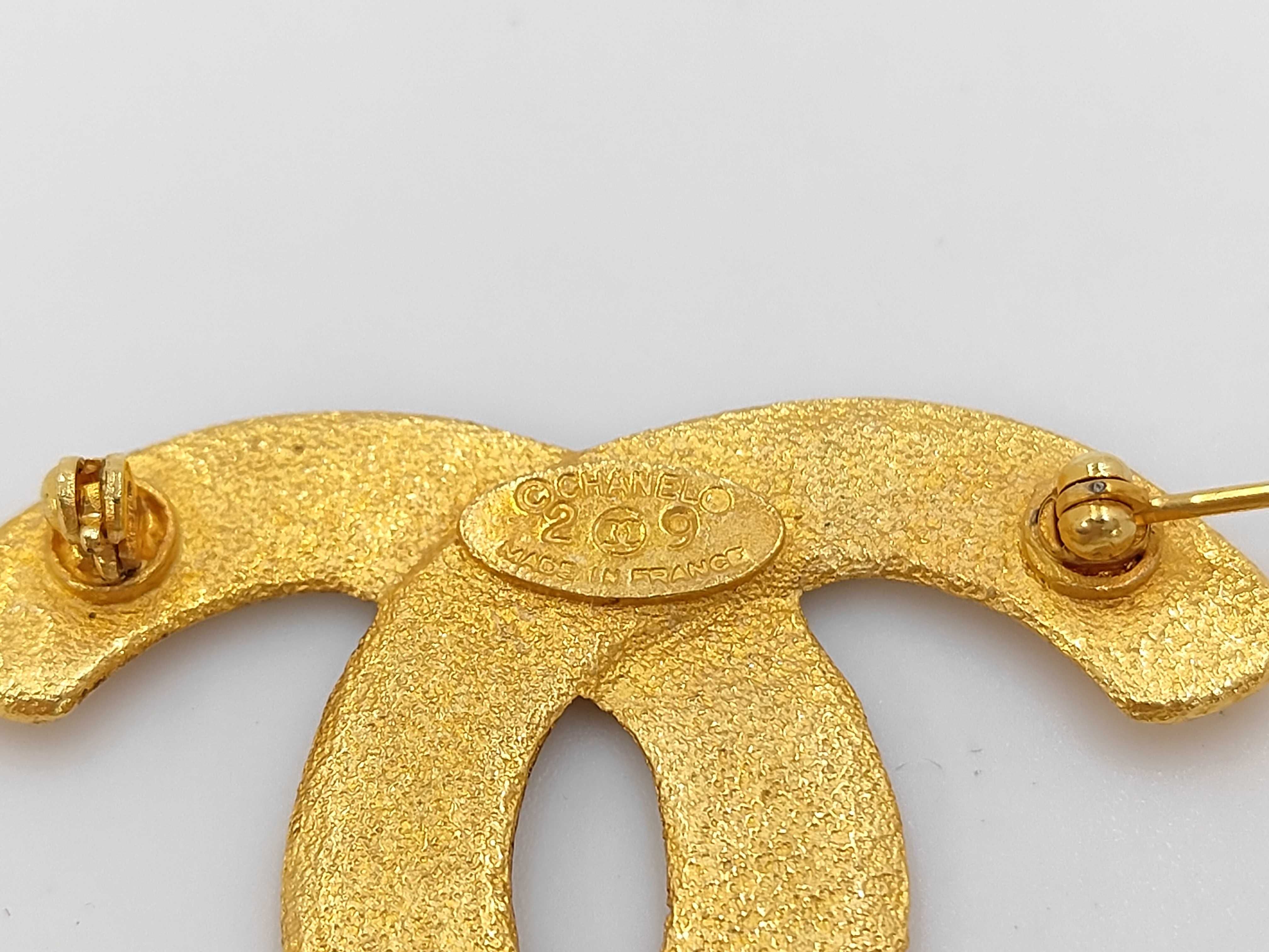 brooch, Coco Mark, 6 strands, 1264 gold, 2 9 stamped brooch. — view 4