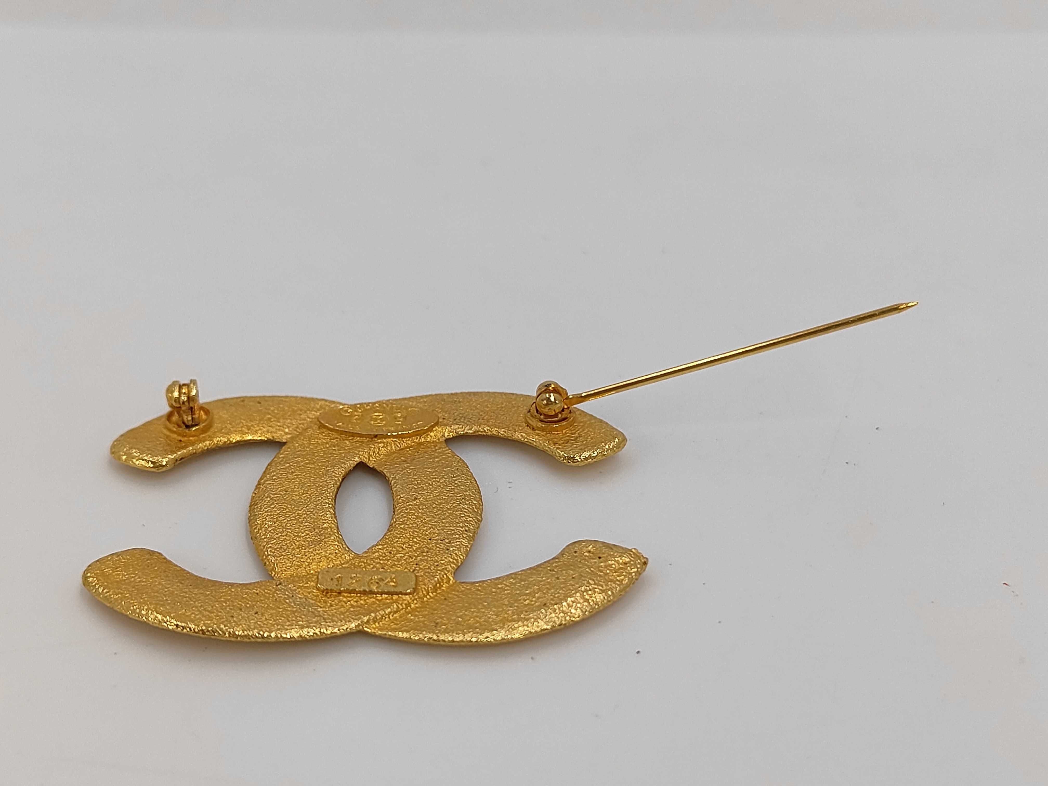 brooch, Coco Mark, 6 strands, 1264 gold, 2 9 stamped brooch. — view 5