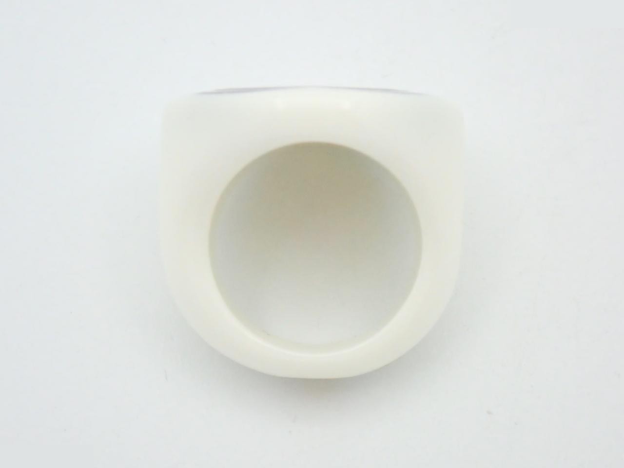 Camellia ring, plastic, white, size 54 — view 3