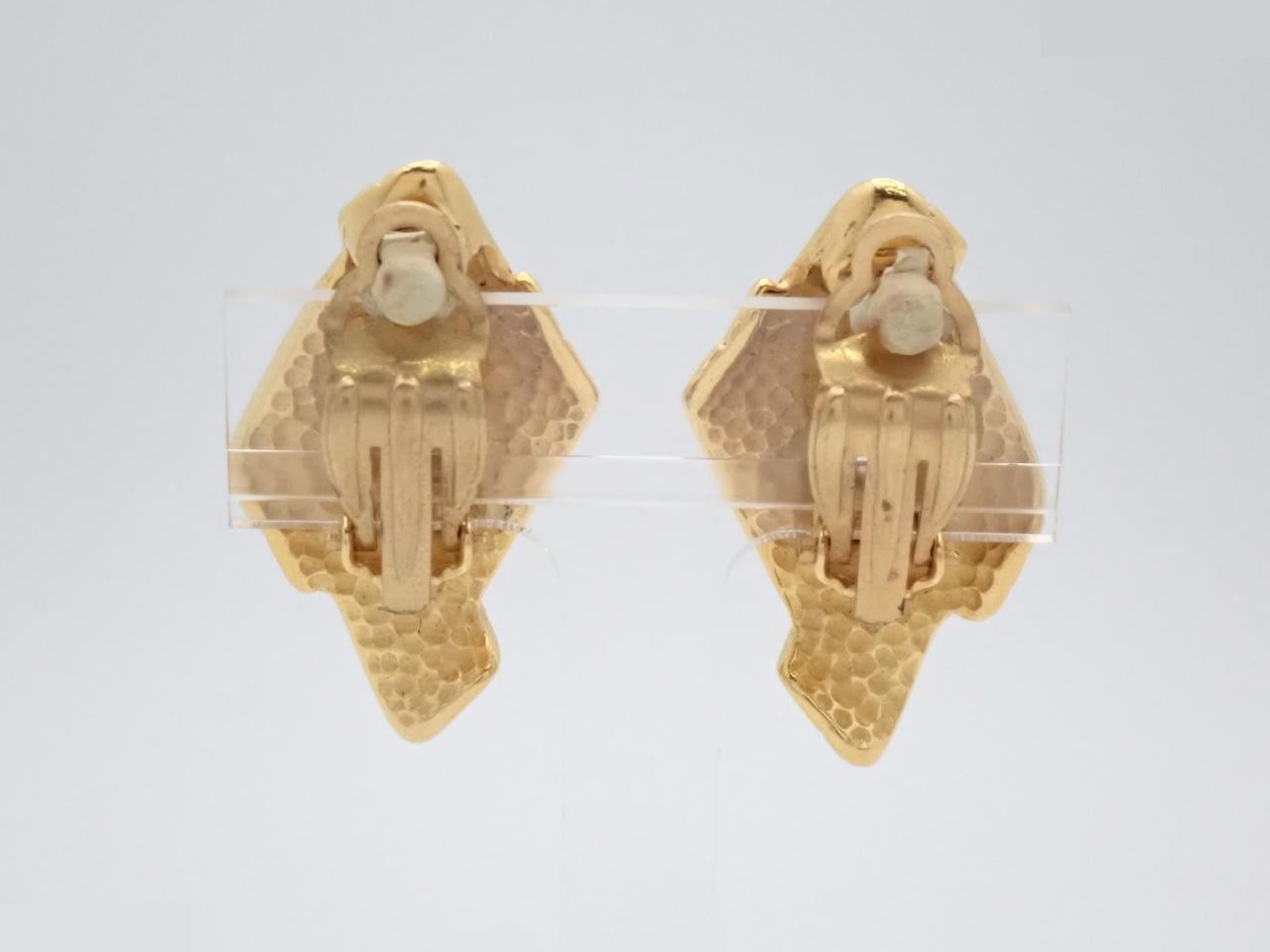 Earrings, ribbon, gold — view 2