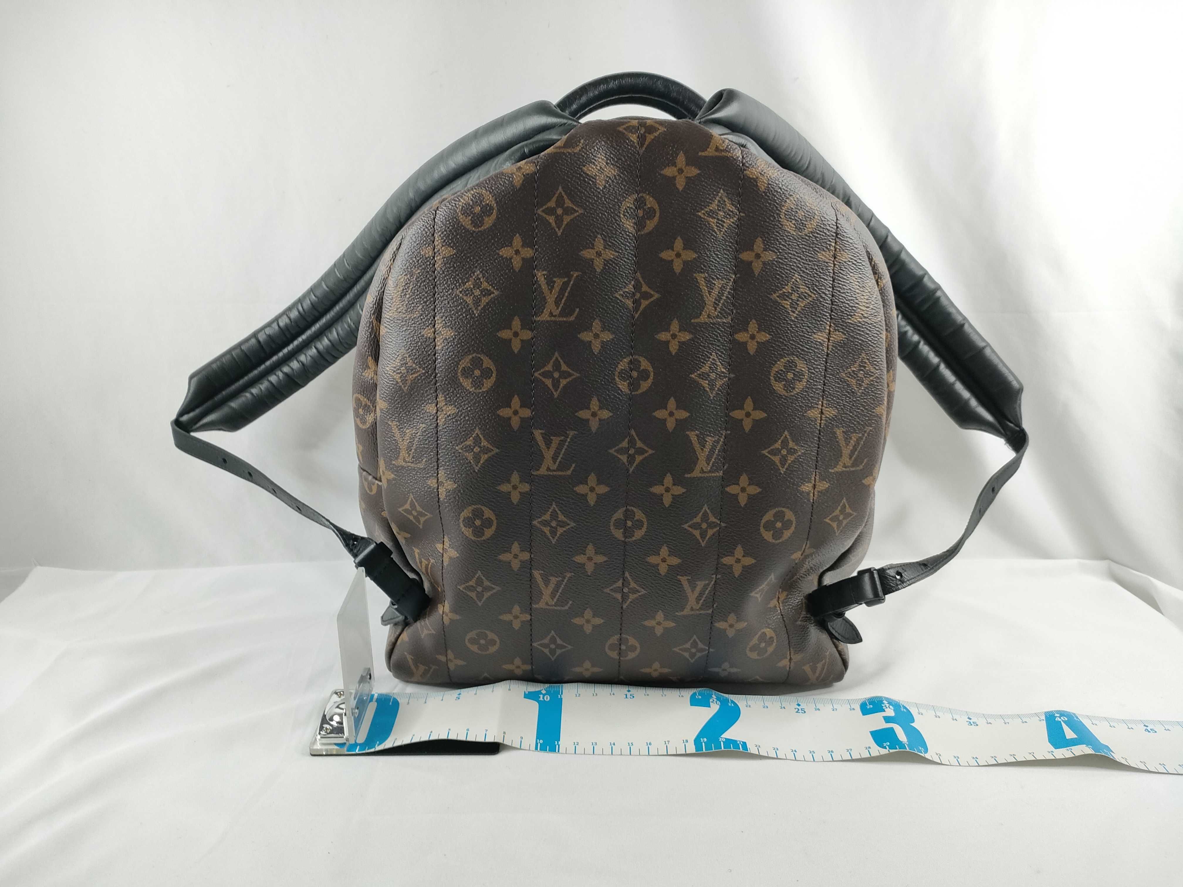 Monogram LV Palm Springs Brown Monogram Medium Rucksack — view 2