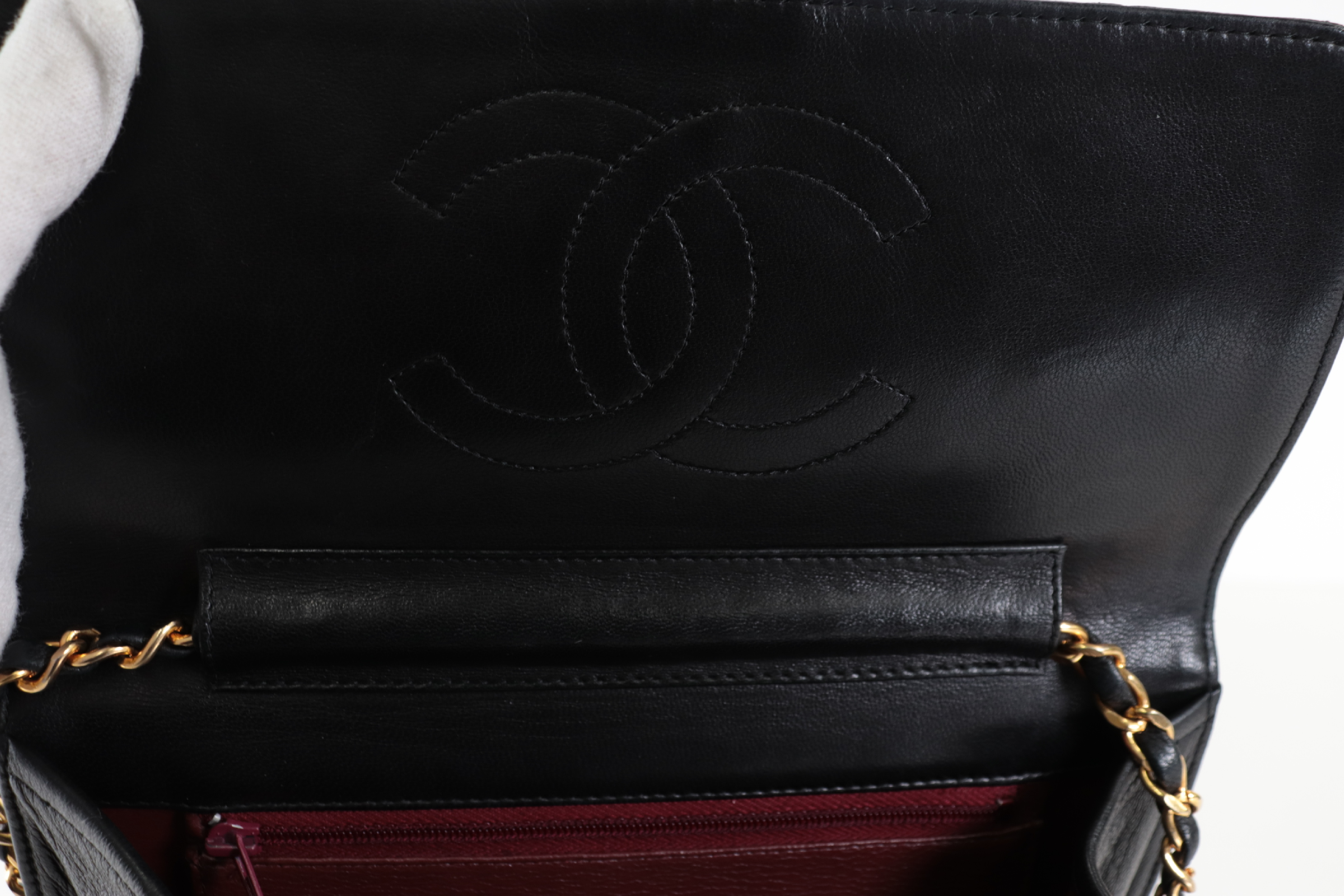Push-Lock Lambskin Chain Shoulder Bag (Series 6) — view 9