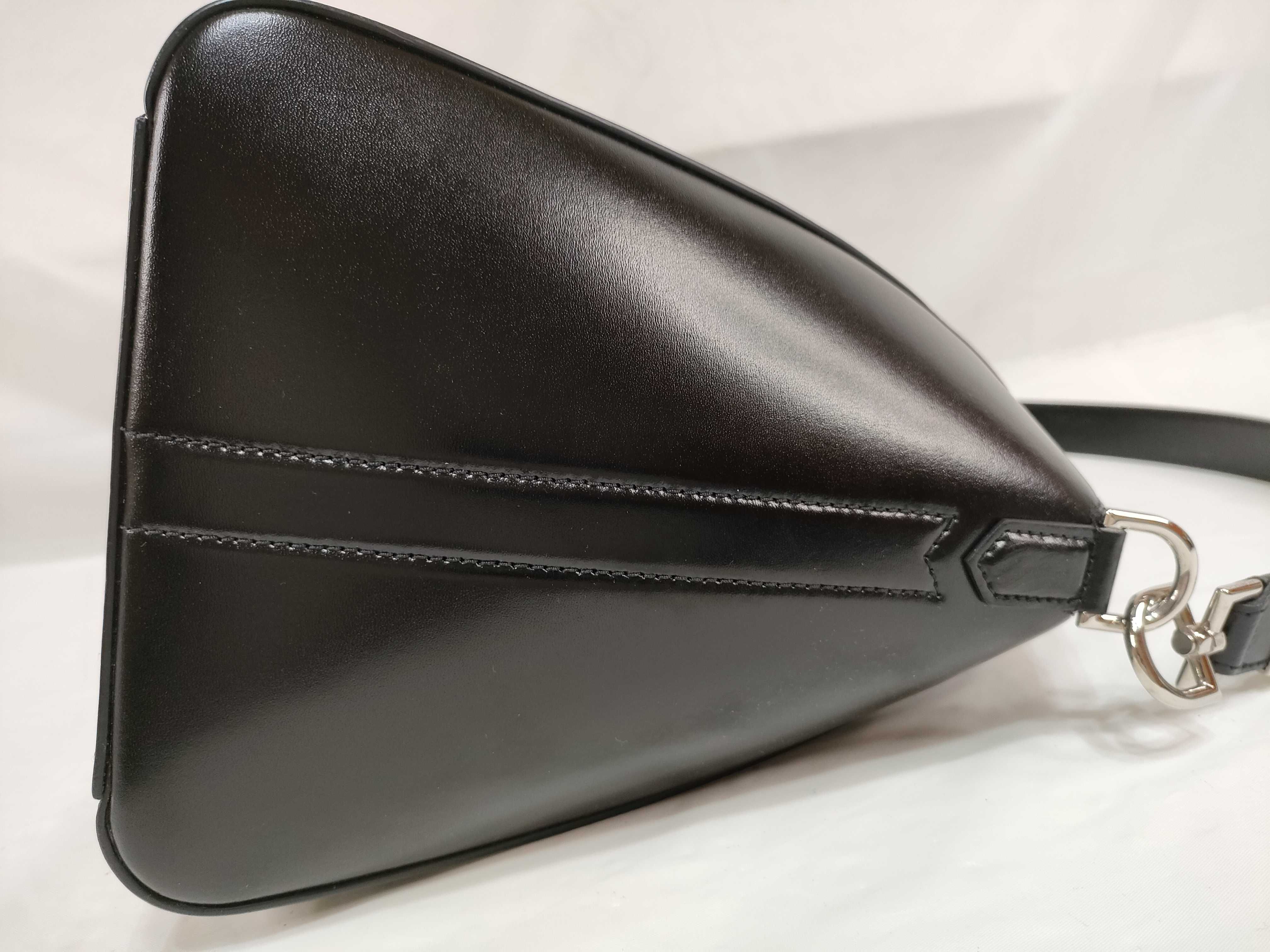 Antigona Bag Shoulder Bag — view 8