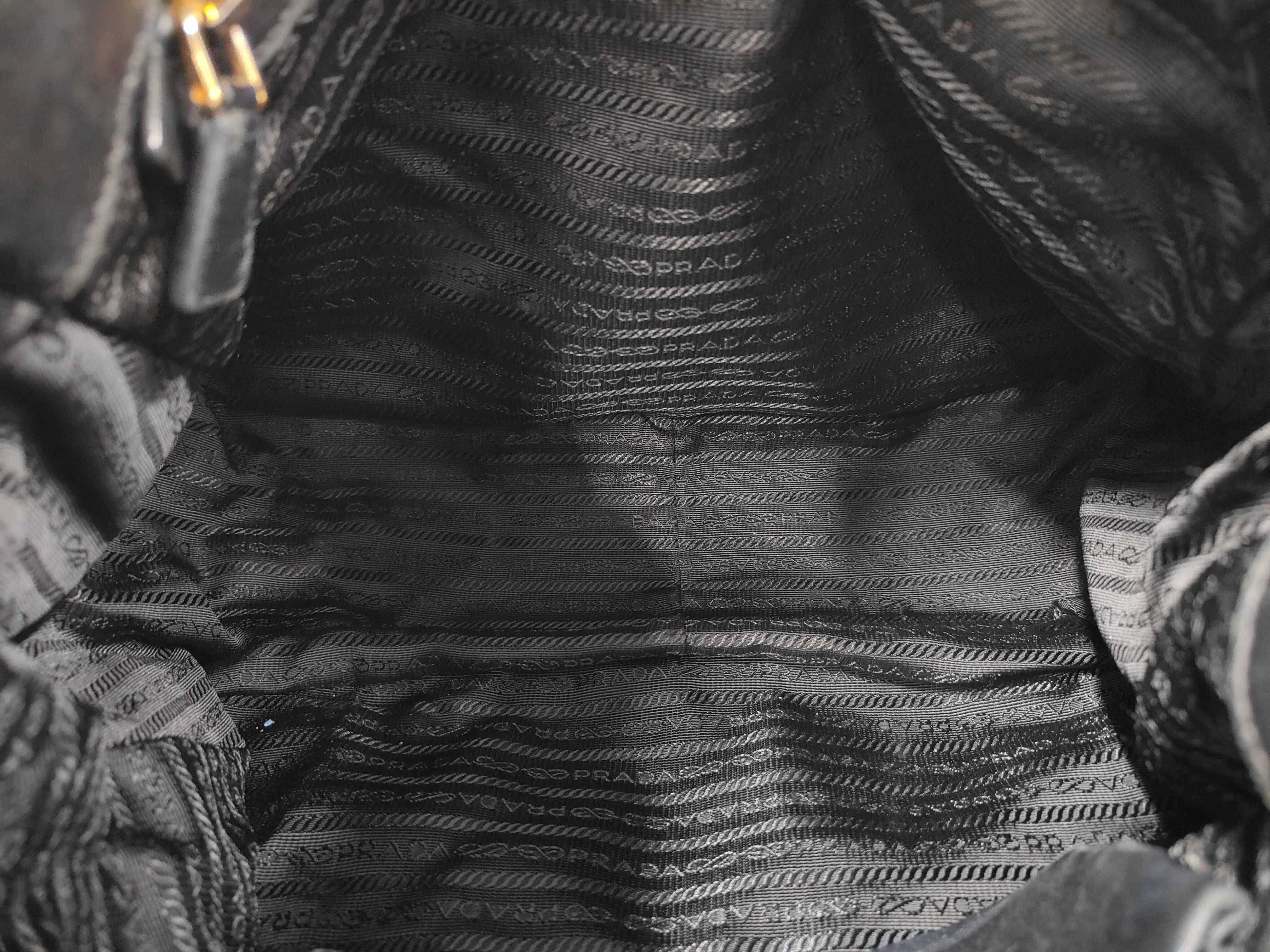 Tessuto Gaufre Shoulder Bag — view 8