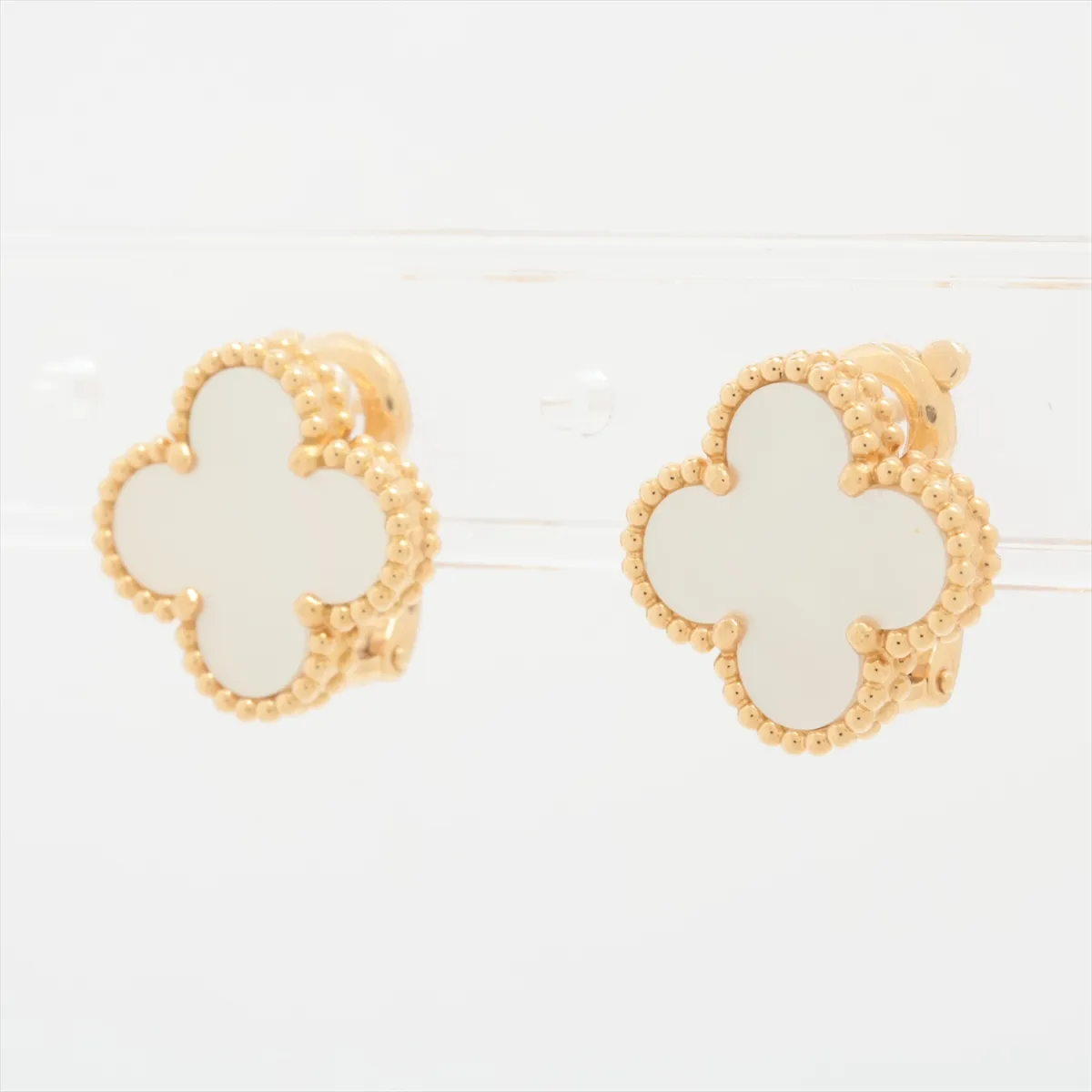 Vintage Alhambra Shell Earrings 750(YG) 7.8g JO324240 Shell — view 3