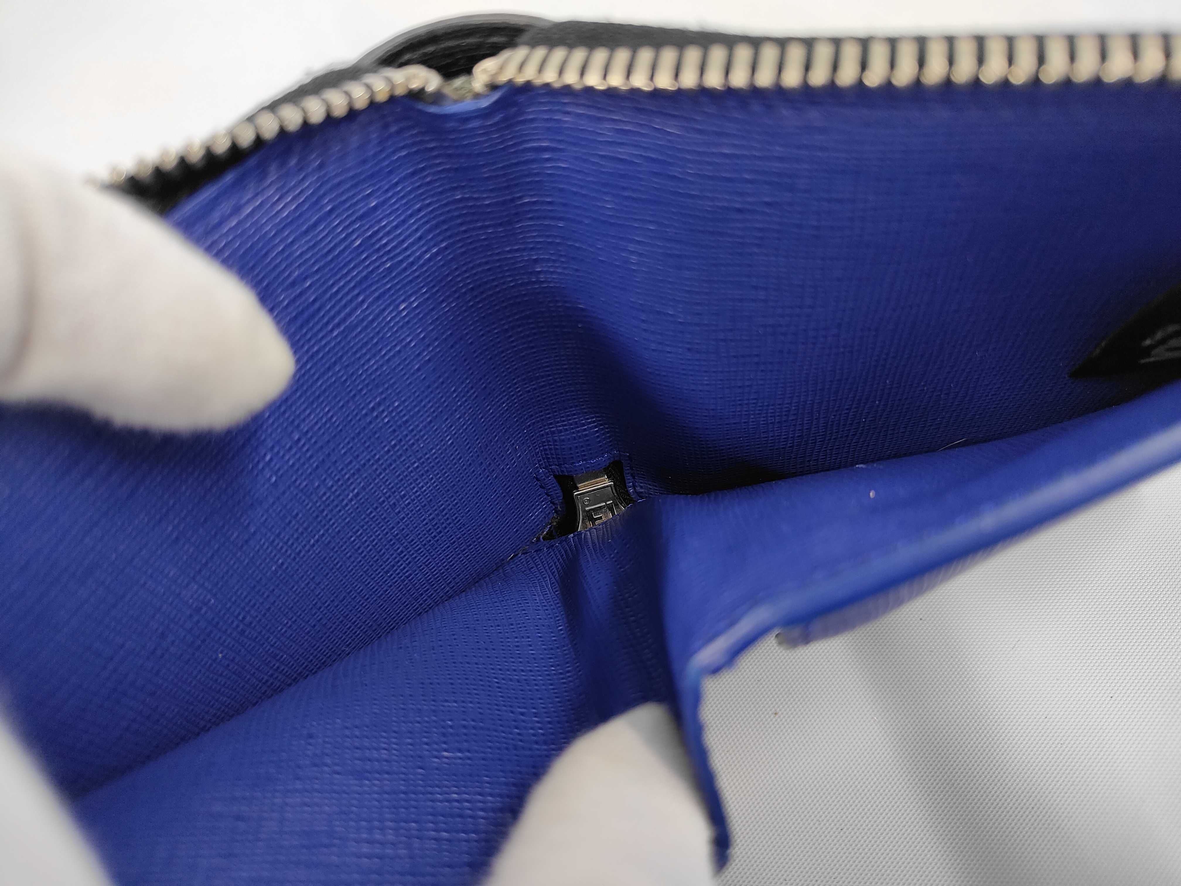 Carlito Round Zip Wallet — view 7