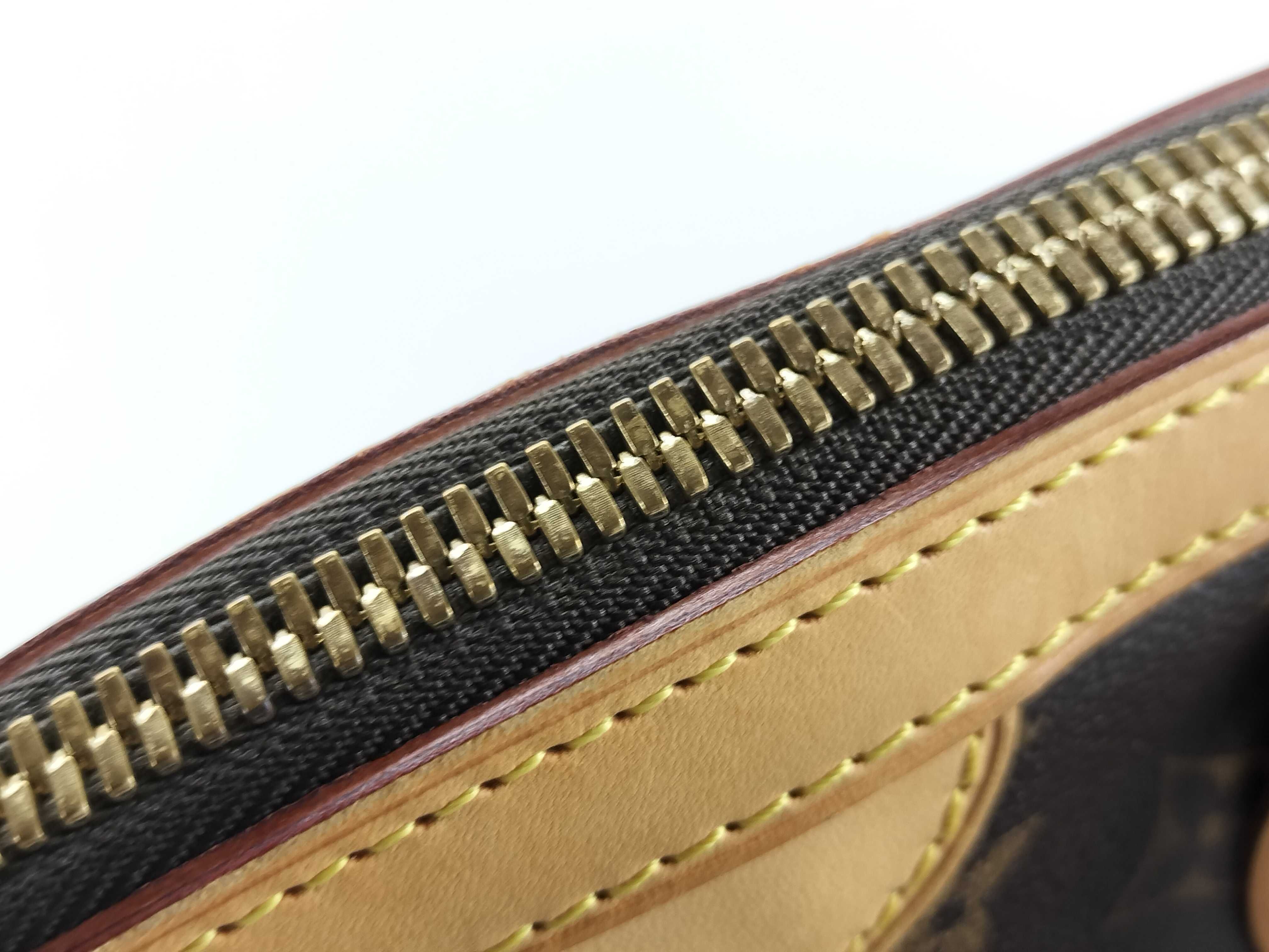 Monogram Tivoli PM Handbag M40143 — view 8