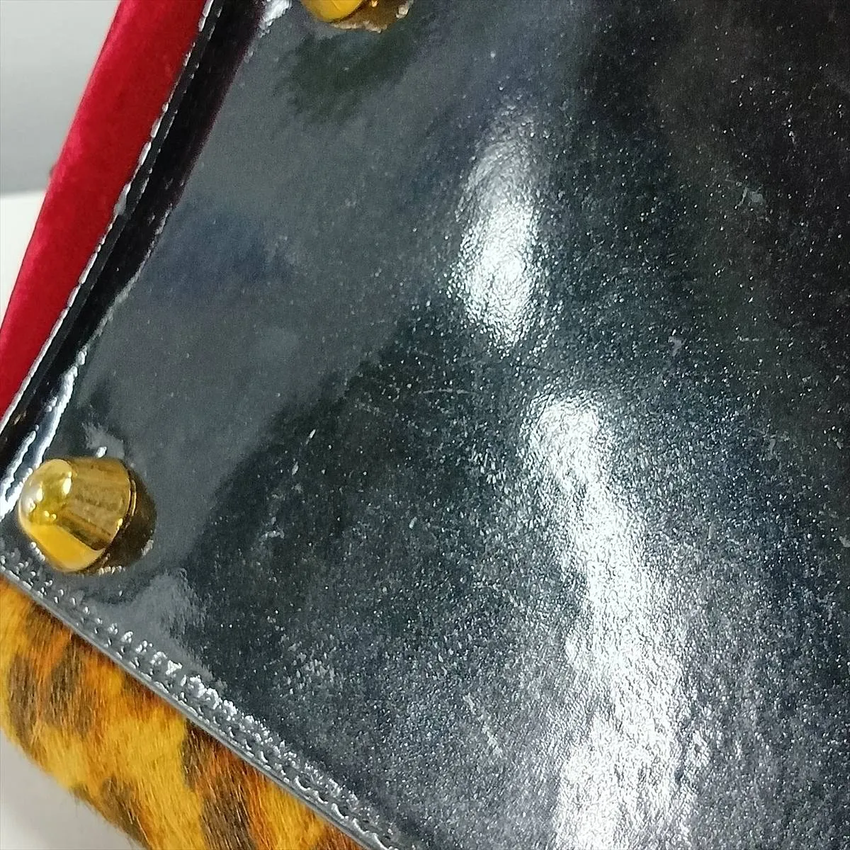 Gambler Calf Hair x Velvet Handbag Brown x Red x Black — view 12