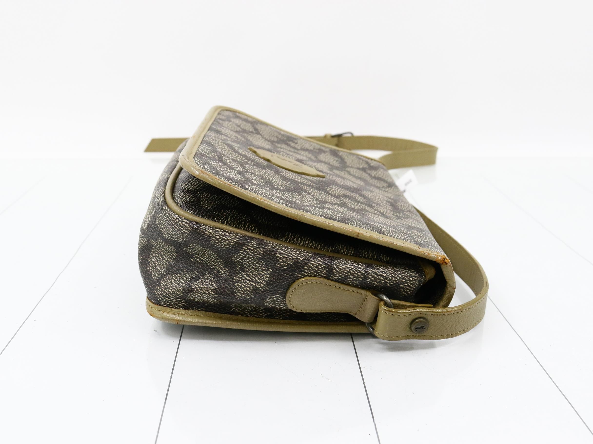shoulder bag — view 3