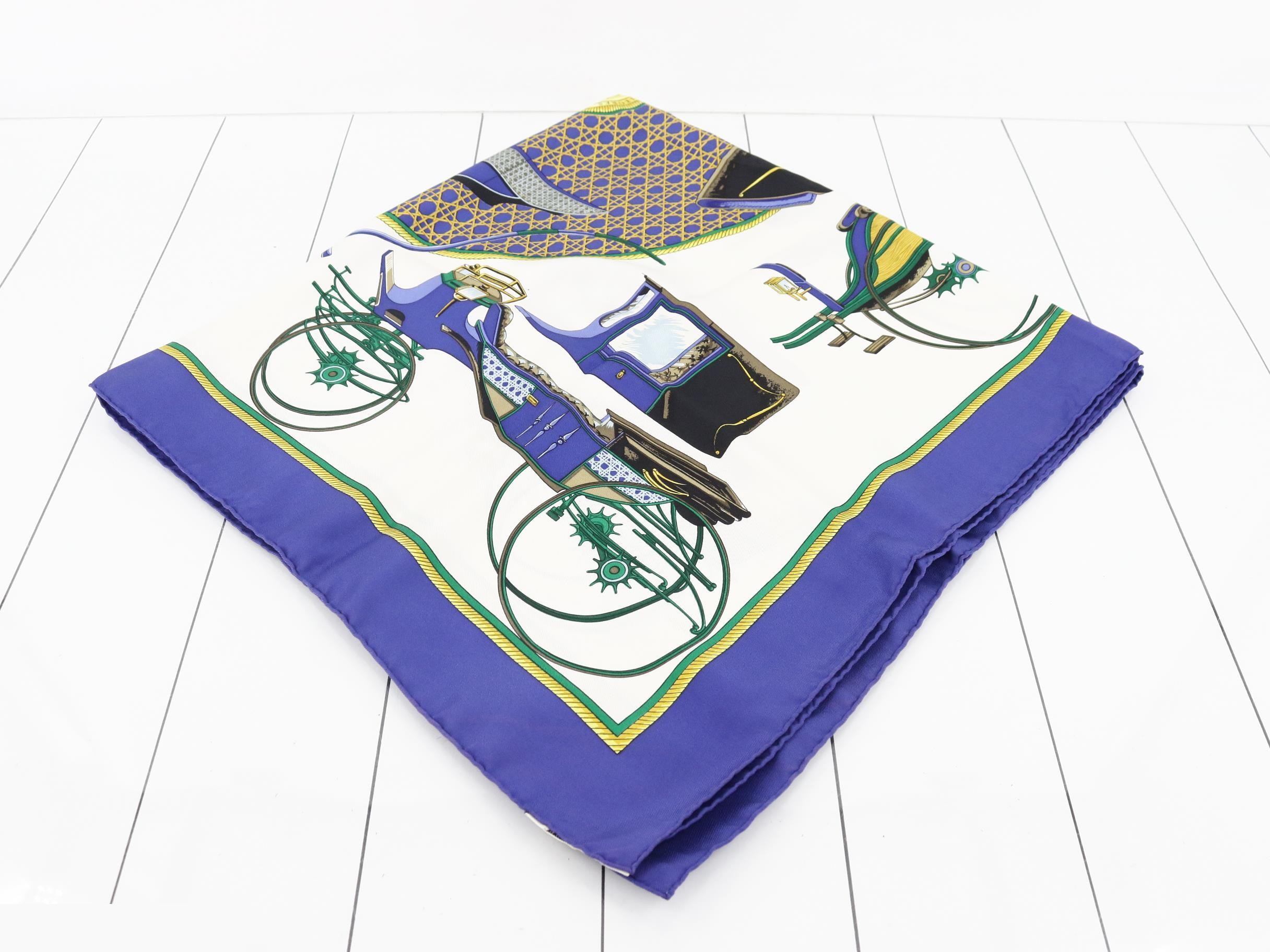 Carre 90 Scarf — view 2