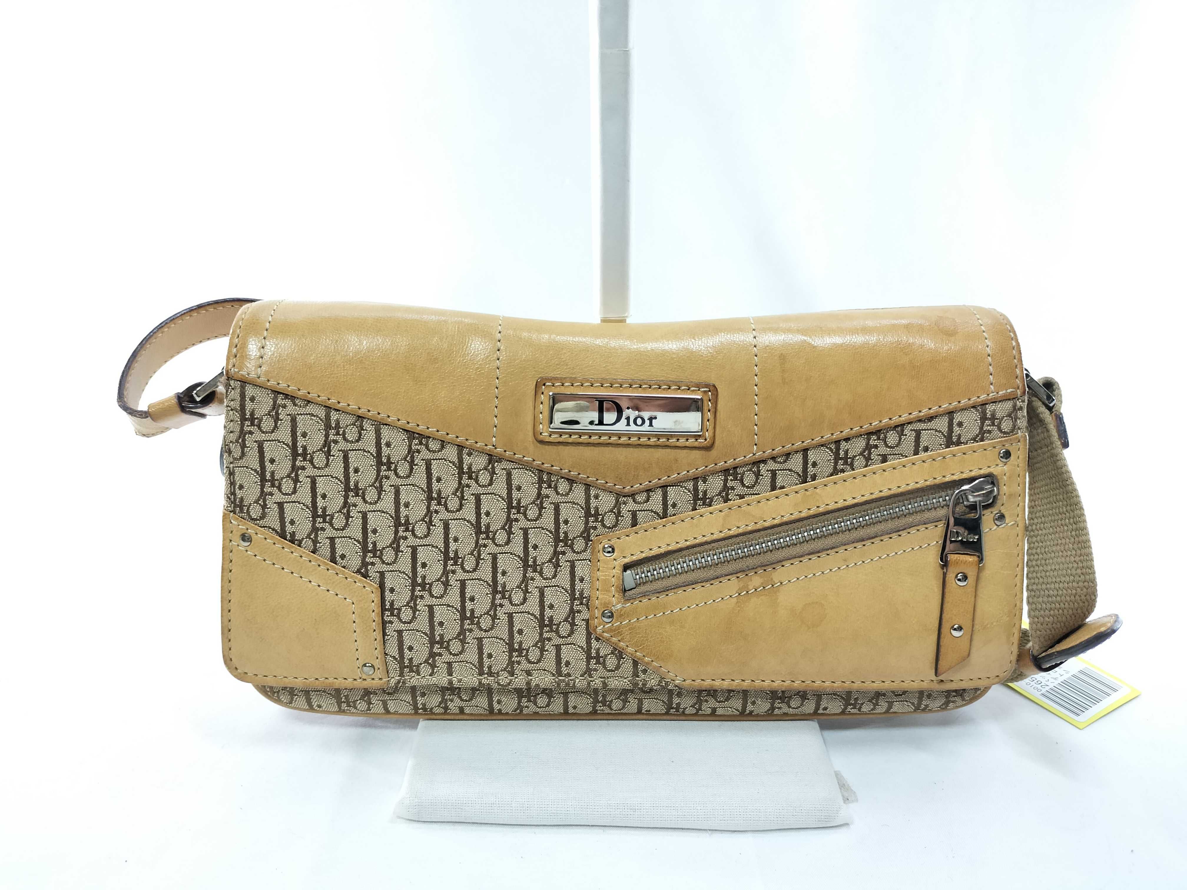 Trotter Shoulder Bag