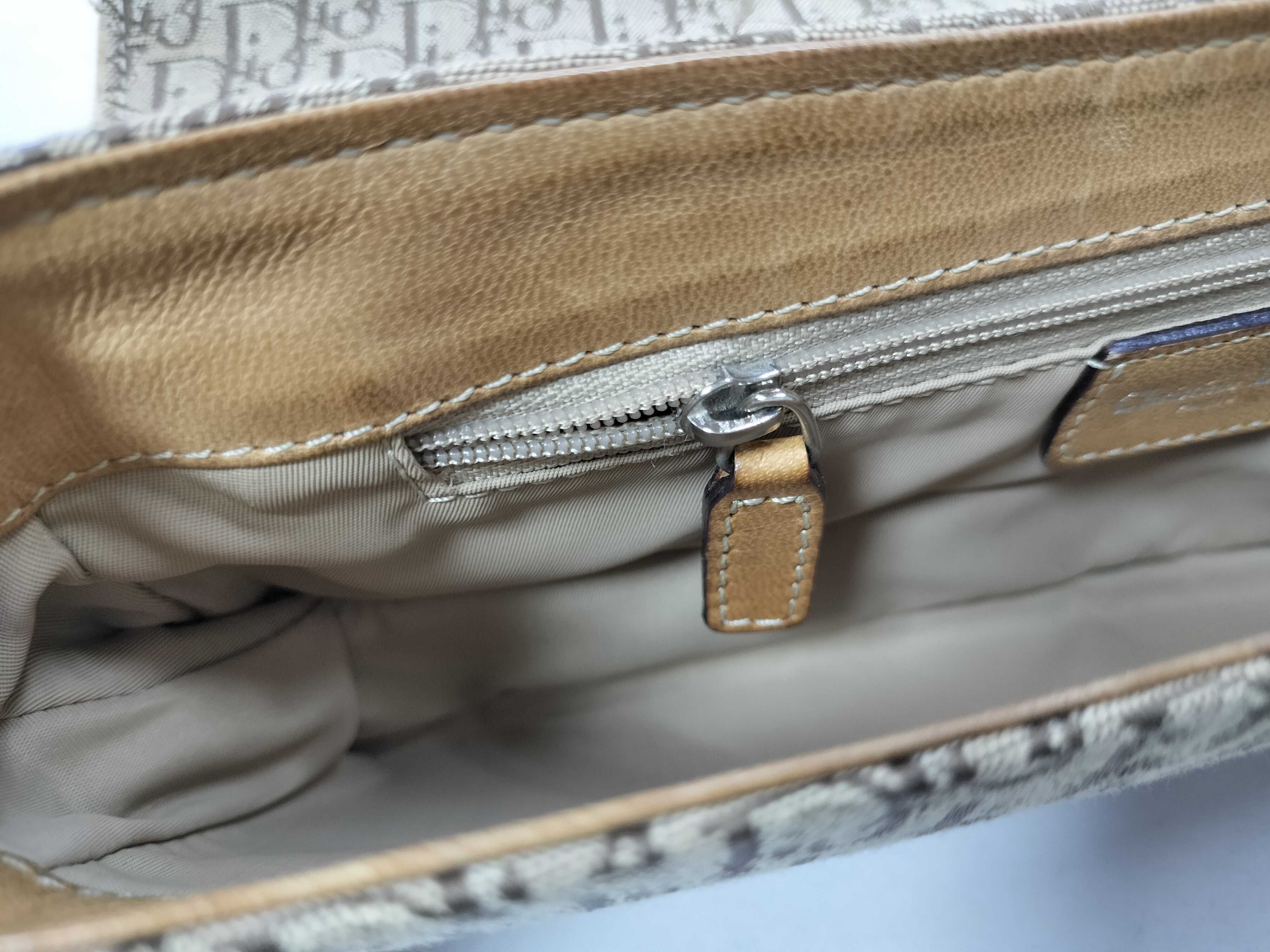 Trotter Shoulder Bag — view 12