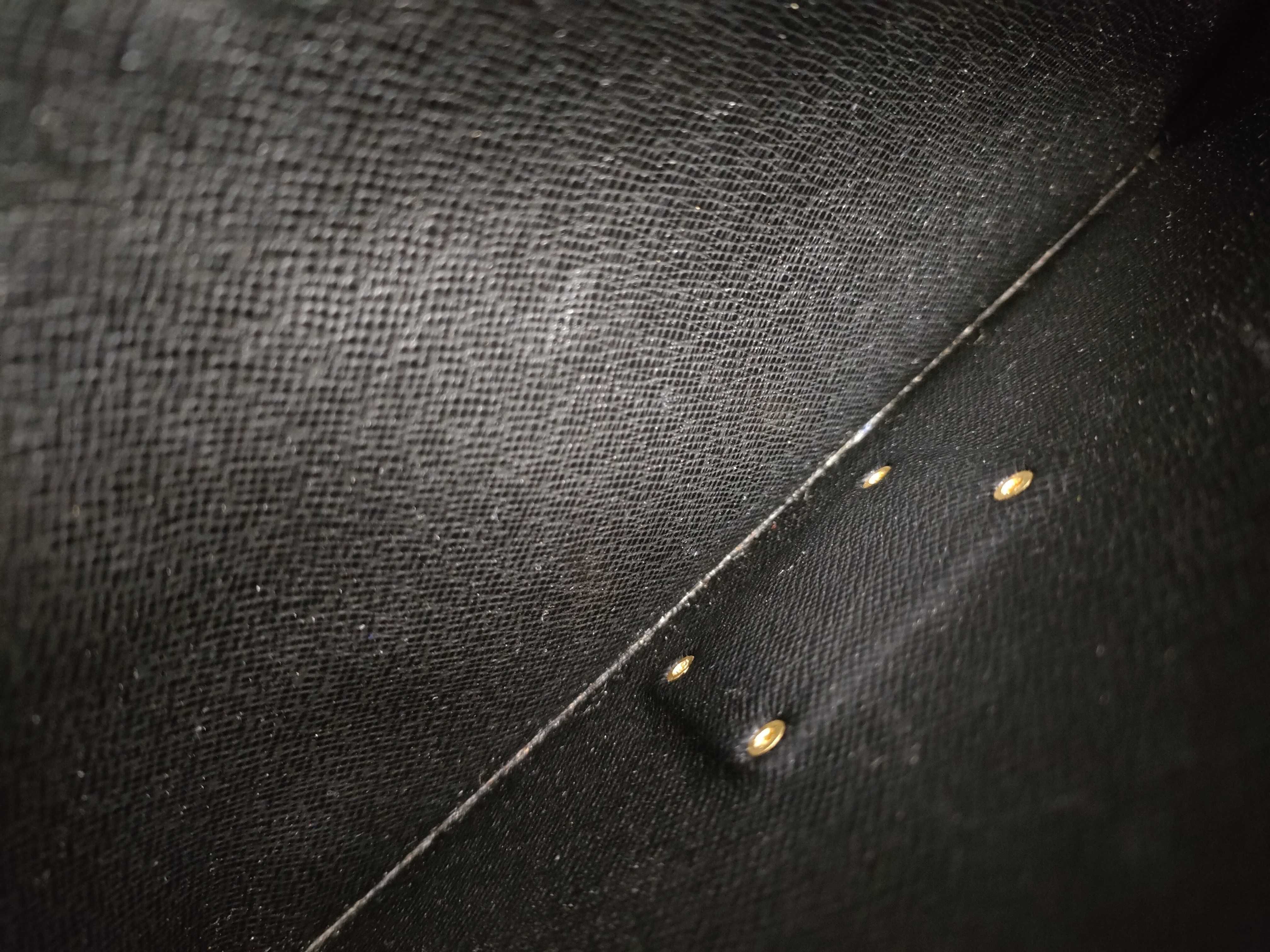 Epi Louis Vuitton Clutch Black VI0041 Clutch Bag — view 13