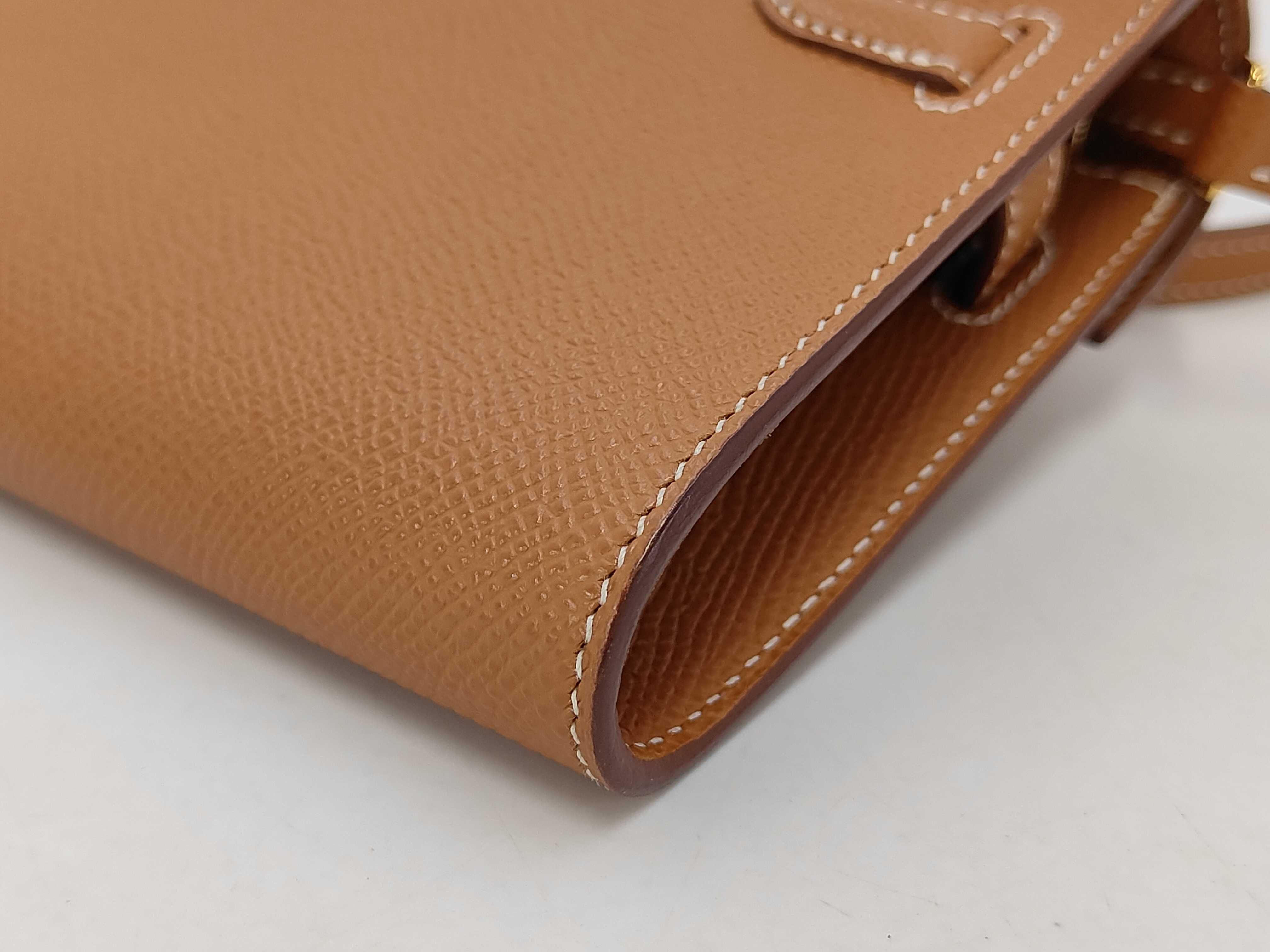 Shoulder Wallet Kelly Wallet Long To Go Veau Epsom Gold U Stamp Wallet — view 3