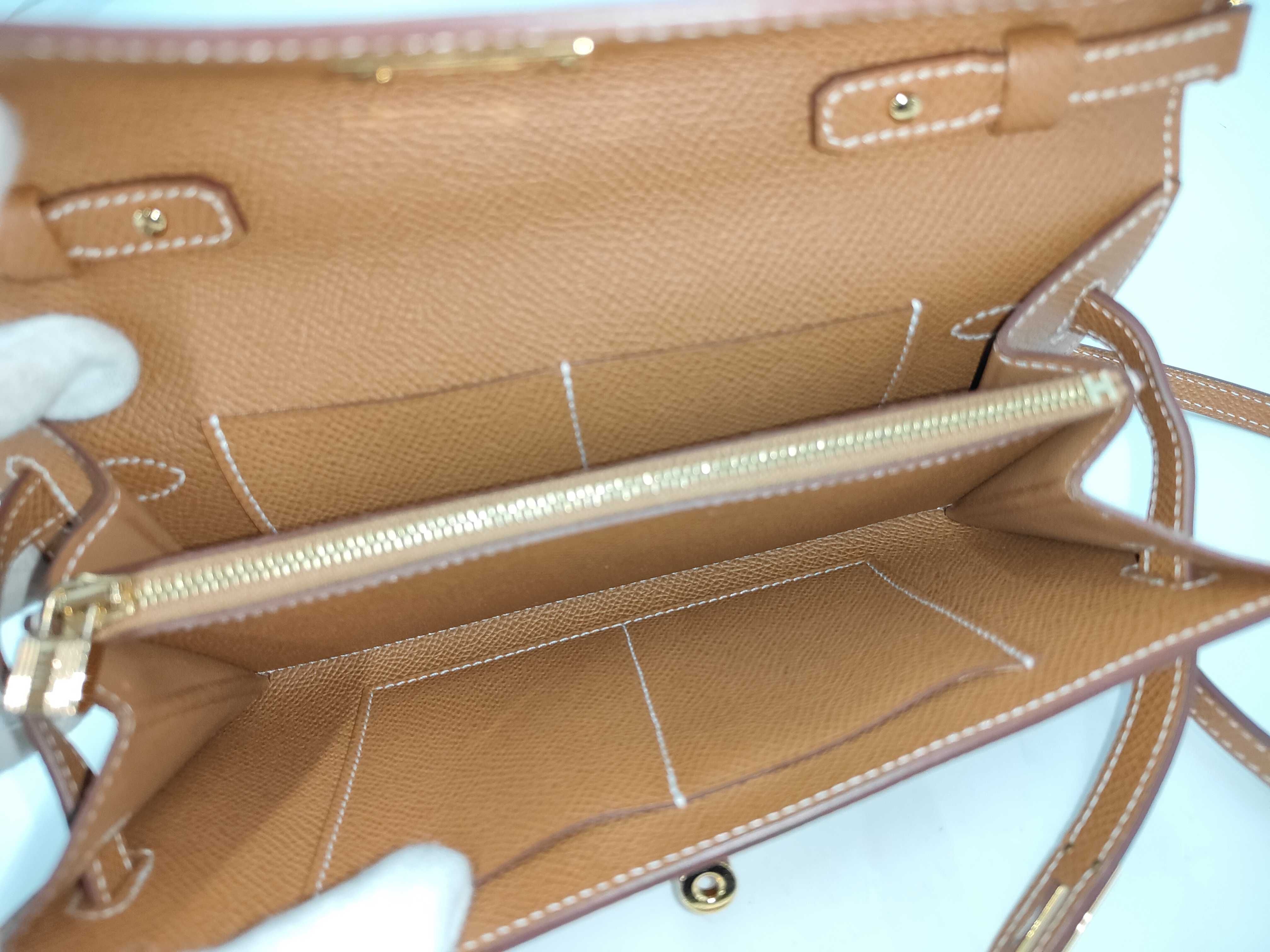 Shoulder Wallet Kelly Wallet Long To Go Veau Epsom Gold U Stamp Wallet — view 8